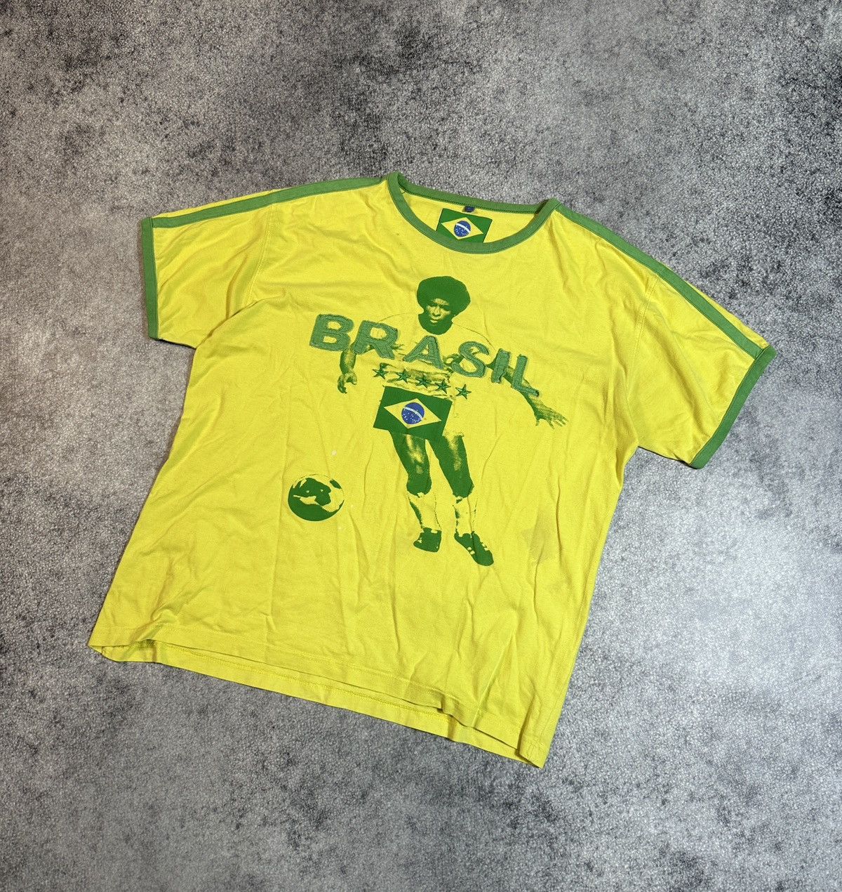 Vintage Y2K Vintage Brazil T-shirt Blokecore Style Rare USA VTg L Size US L / EU 52-54 / 3 - 1 Thumbnail