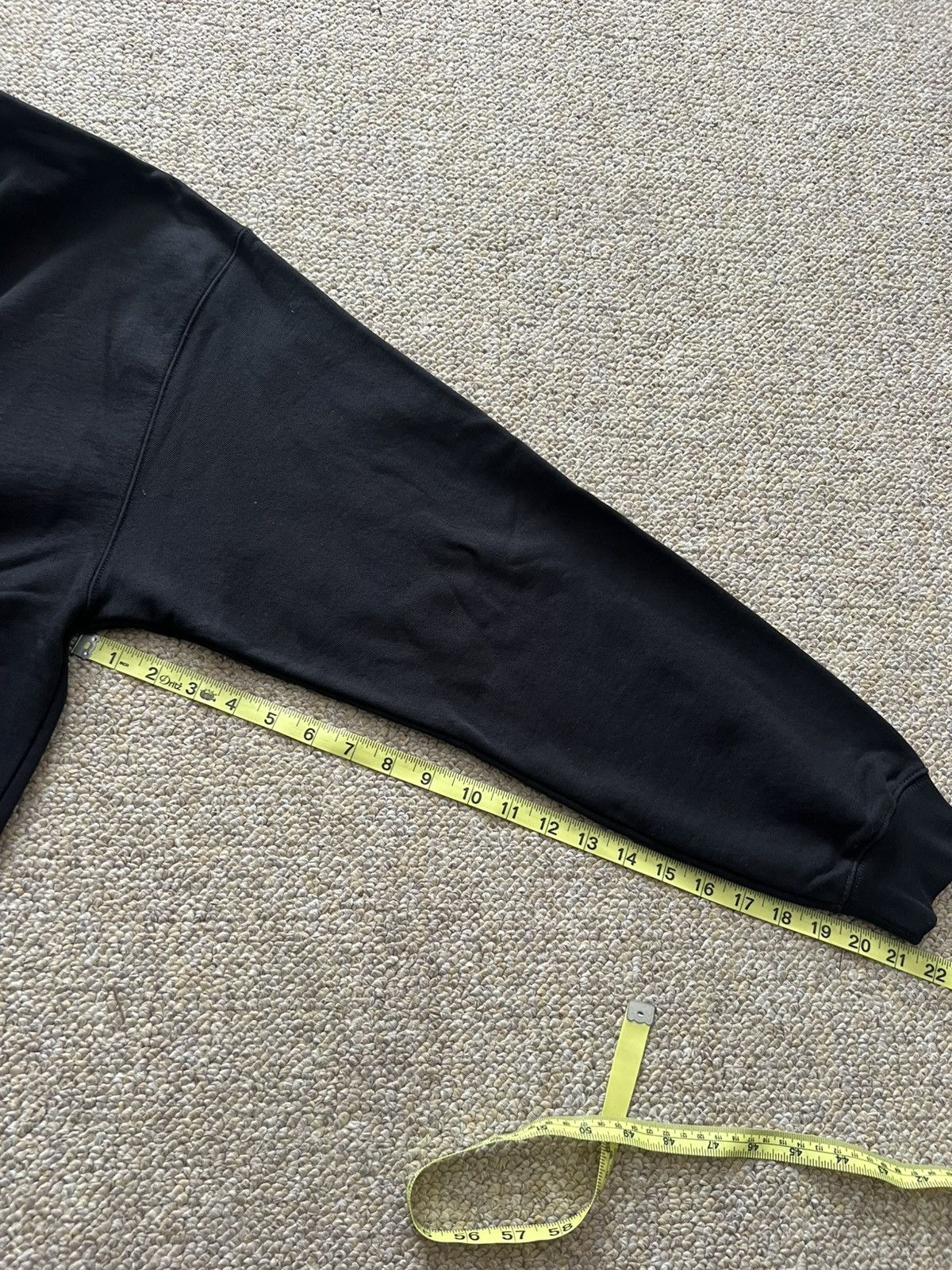 Vetements VTMNTS Barcode Sweatshirt Vetements Denma Gvaslavia Size US M / EU 48-50 / 2 - 10 Thumbnail