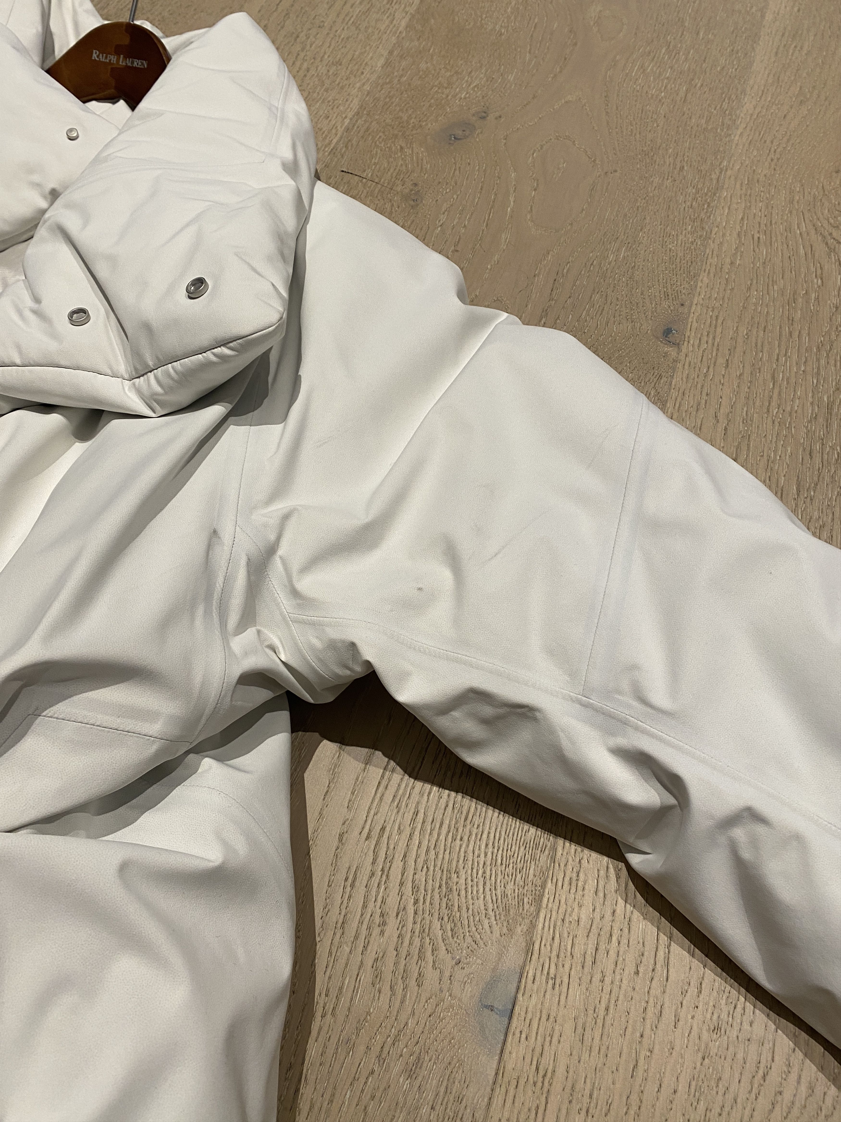 Veilance $1600 Arc'Teryx Veilance Cloud down Coat Moonbeam 2021 M Size M / US 6-8 / IT 42-44 - 10 Thumbnail