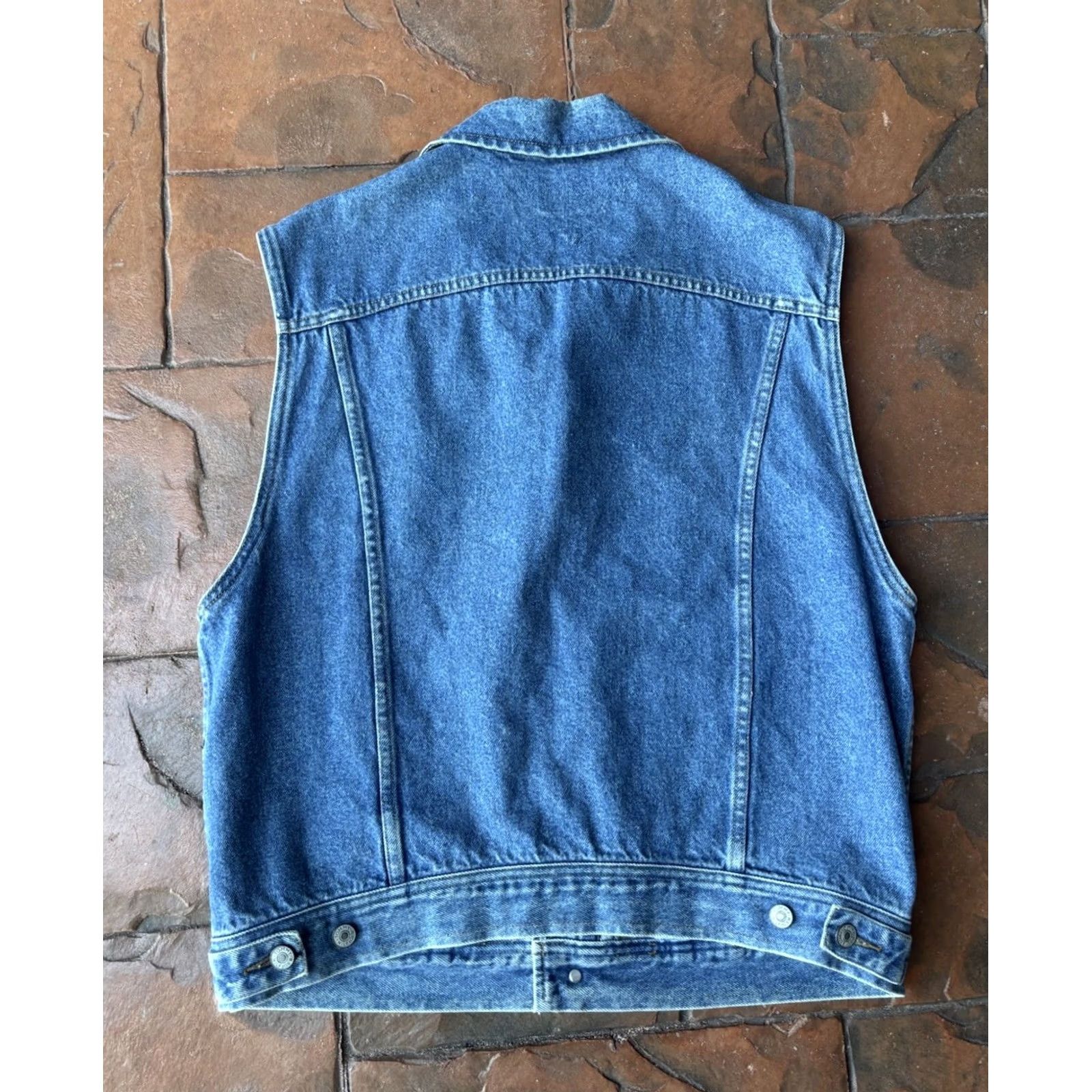 Tommy Hilfiger VINTAGE Tommy Hilfiger Denim Vest Mens Large Crest 90s Size US L / EU 52-54 / 3 - 3 Thumbnail