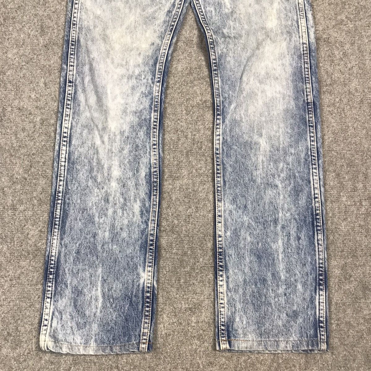 Levi's × Levi's Vintage Clothing Levi’s Design Acid denim jeans pants Size US 29 - 2 Thumbnail