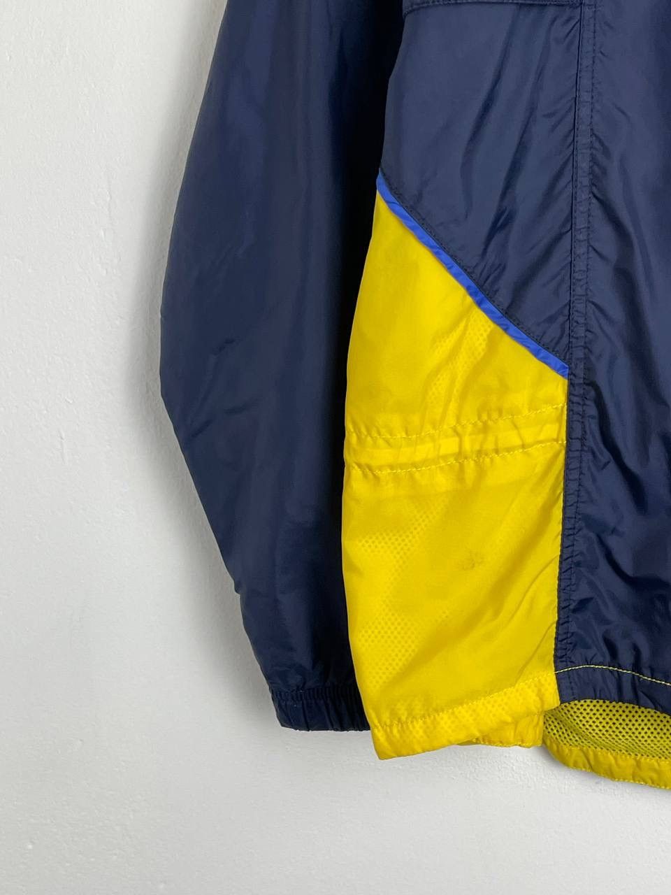 Nike × Vintage Nike Vintage 90’s Neylon Light Jacket Center Swoosh Y2K Size US L / EU 52-54 / 3 - 5 Thumbnail