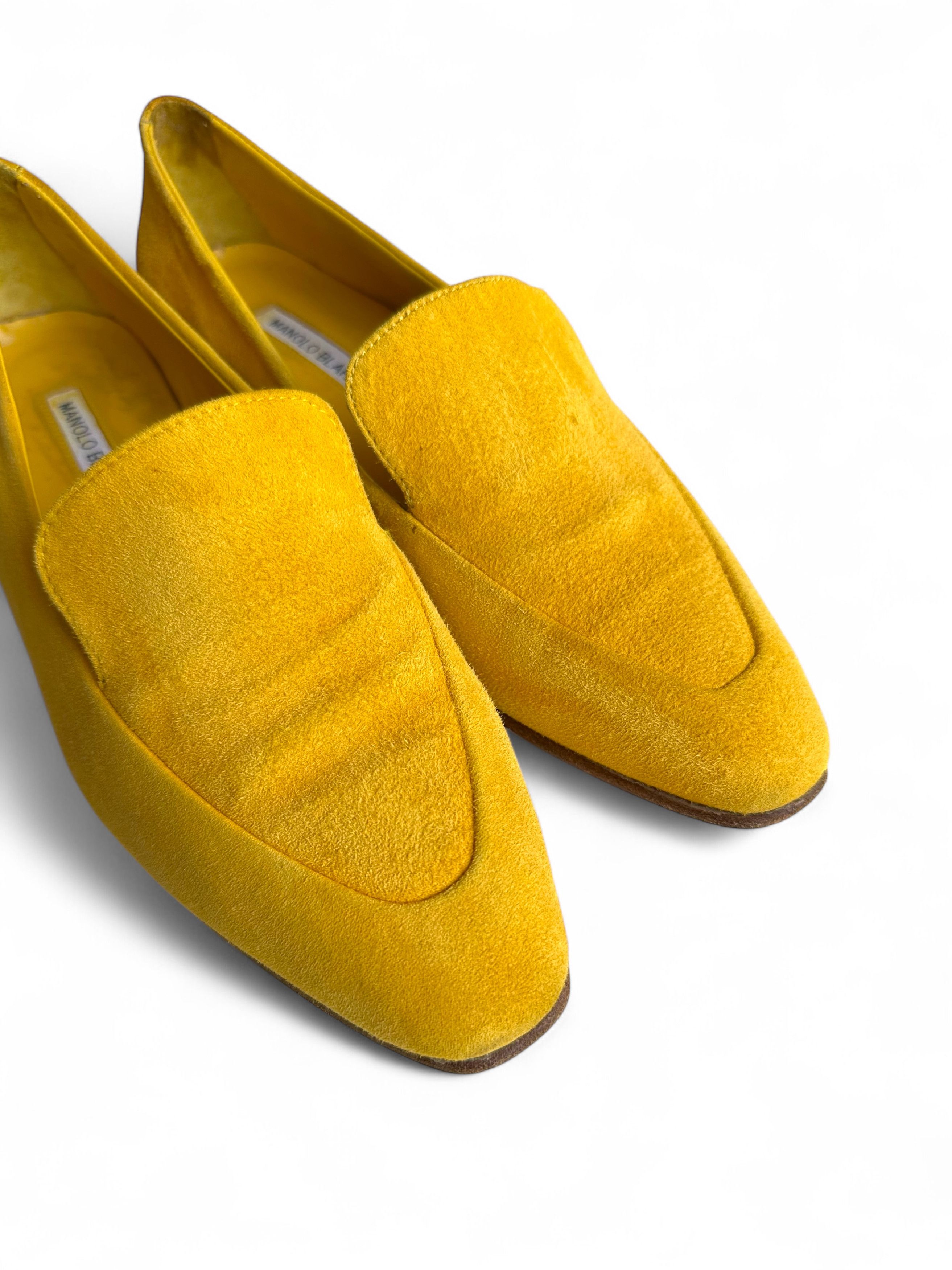 Manolo Blahnik Manolo Blahnik Women's Pitaka Suede Flat Loafers Yellow (39) Size US 9 / IT 39 - 6 Thumbnail