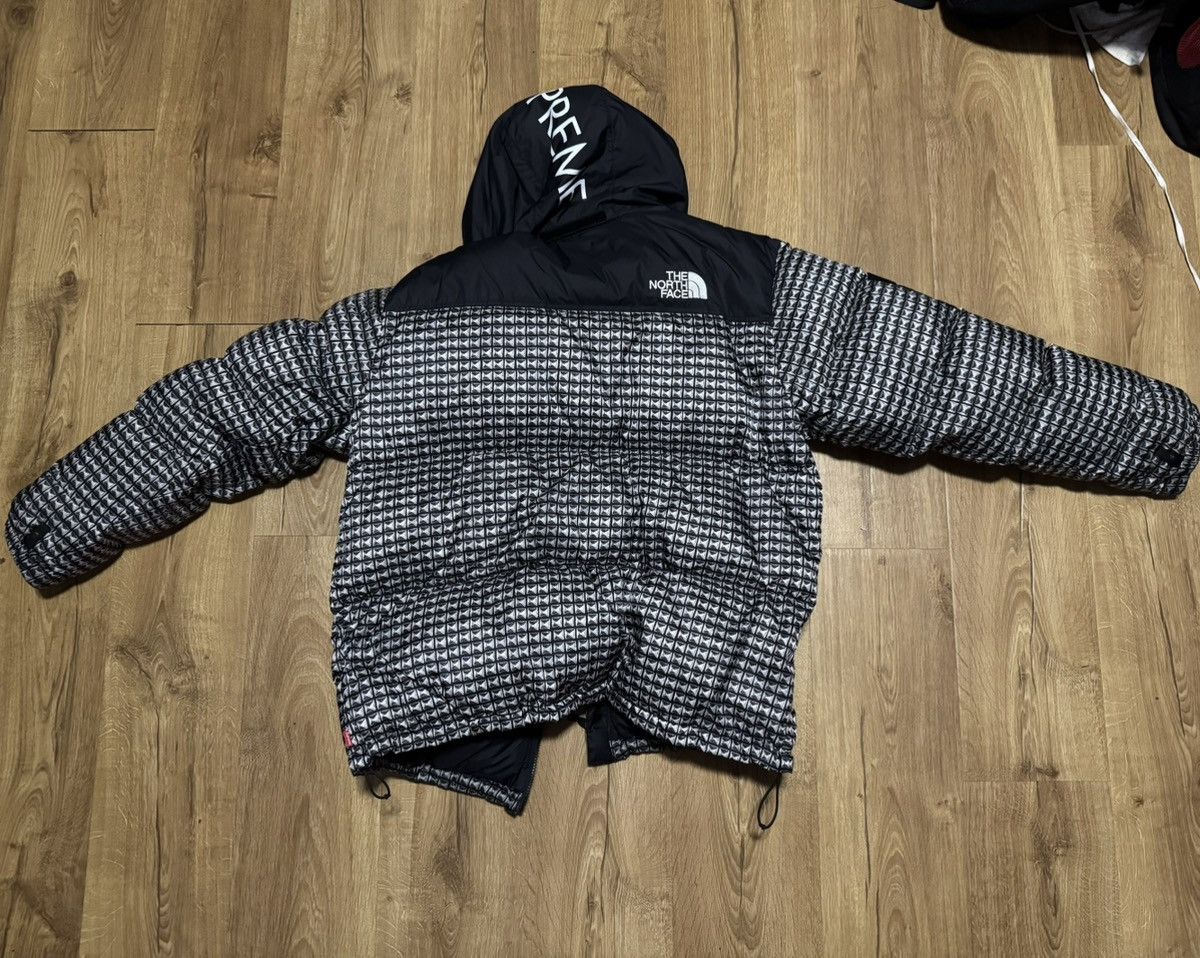 Supreme Supreme North Face Studded Nuptse Size US XL / EU 56 / 4 - 2 Thumbnail