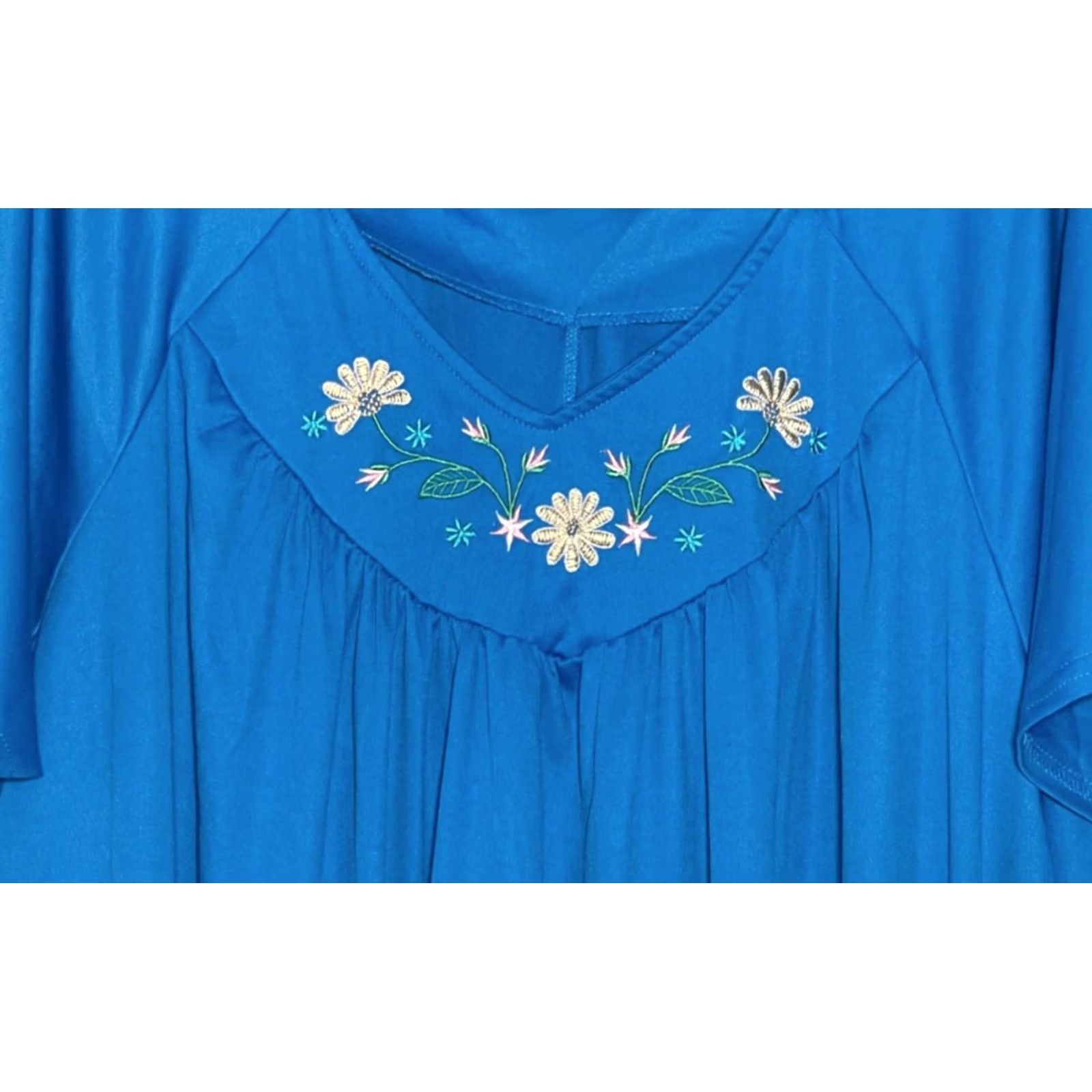 Vintage VINTAGE Anthony Richards Kaftan Womens 2XL Blue Nightgown Chest Embroidered Flowers Size ONE SIZE - 3 Thumbnail