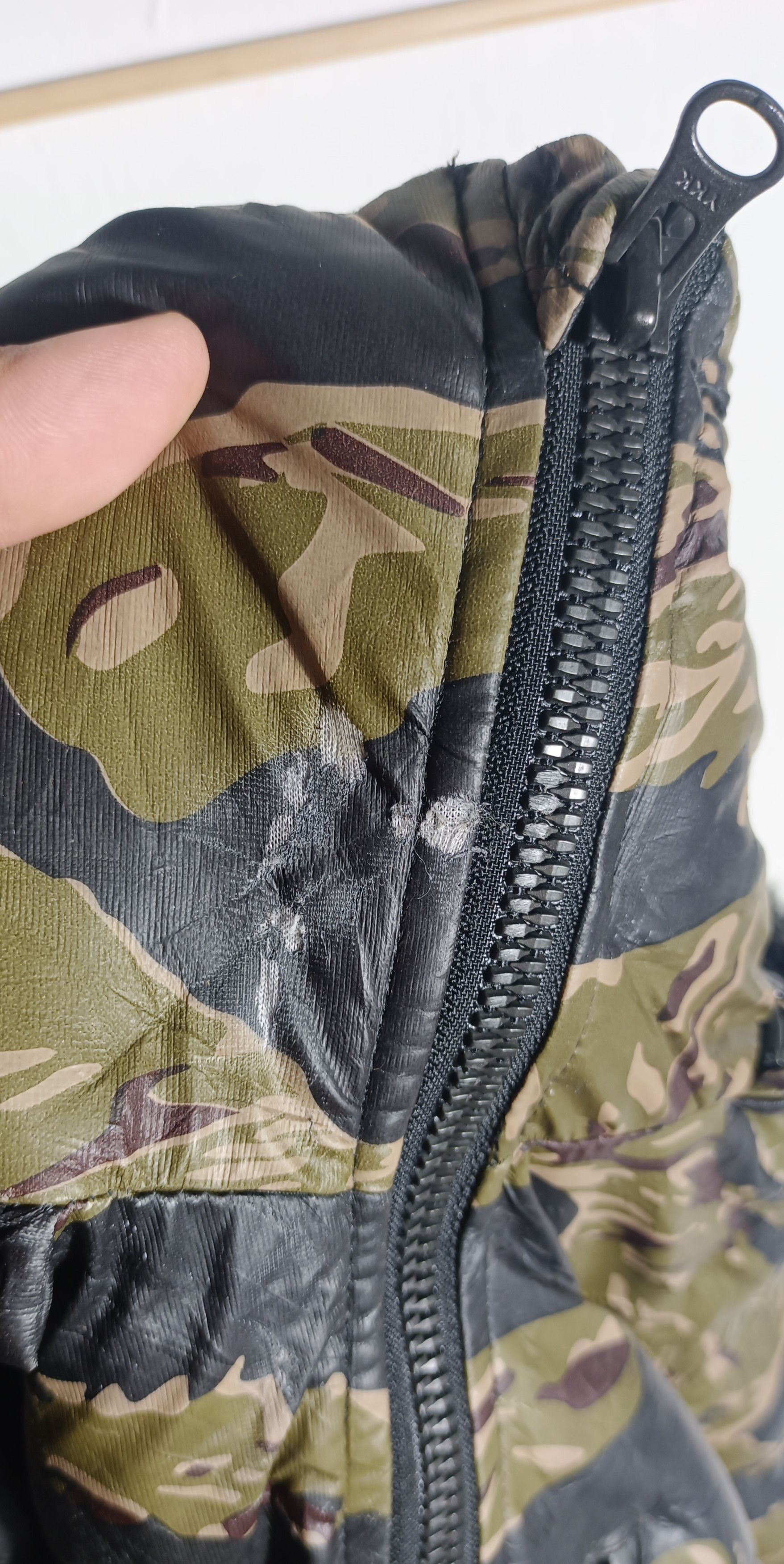 Japanese Brand × Outdoor Research × Vexed Generation 2000s Field Core 2 way Puffer Camo Size US XXL / EU 58 / 5 - 18 Thumbnail