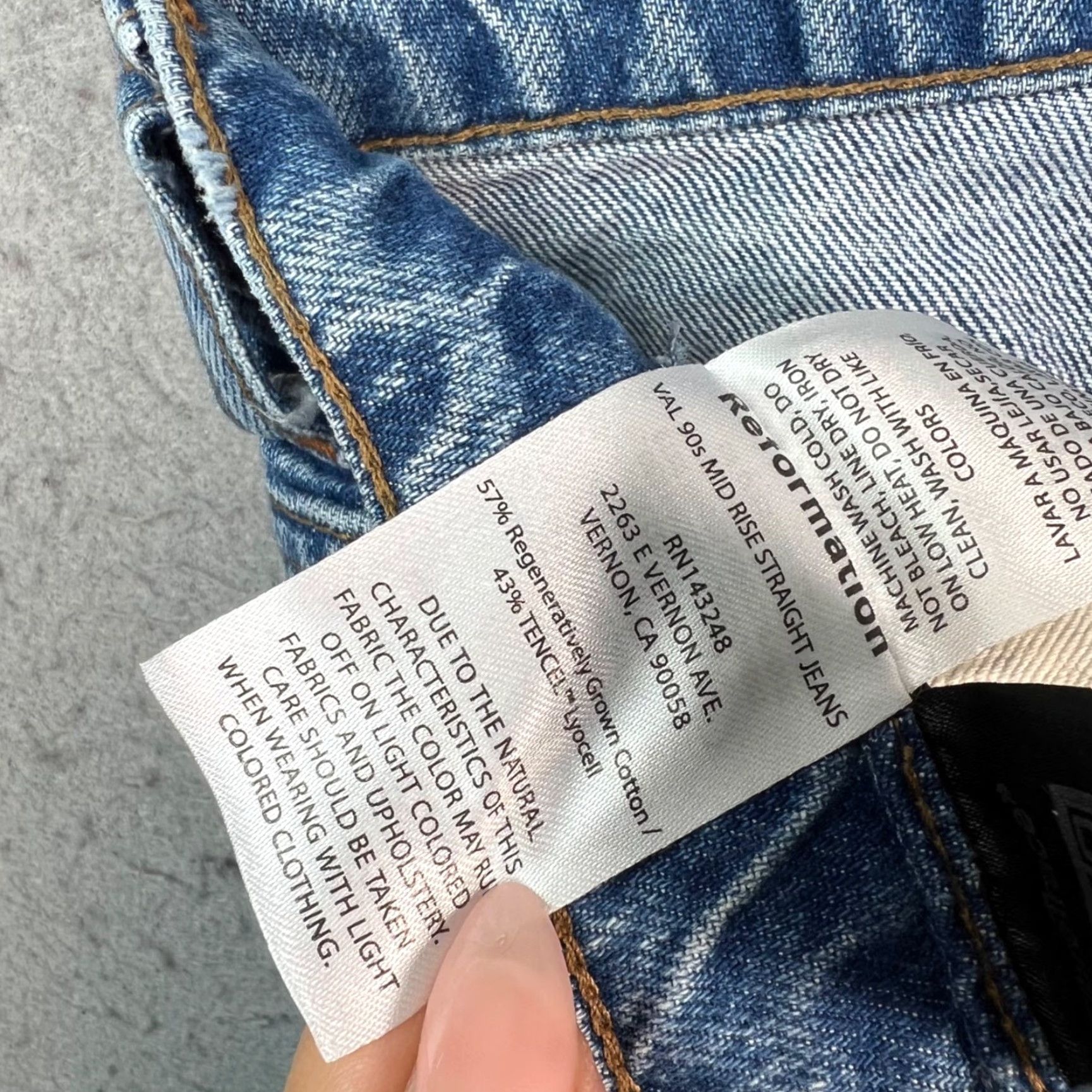 Reformation Reformation Jeans Size 26 Blue Distressed High Rise Straight Denim 5-Pocket Womens/Vintage No Shirt/Hoodie? Size 26" / US 2 / IT 38 - 4 Thumbnail