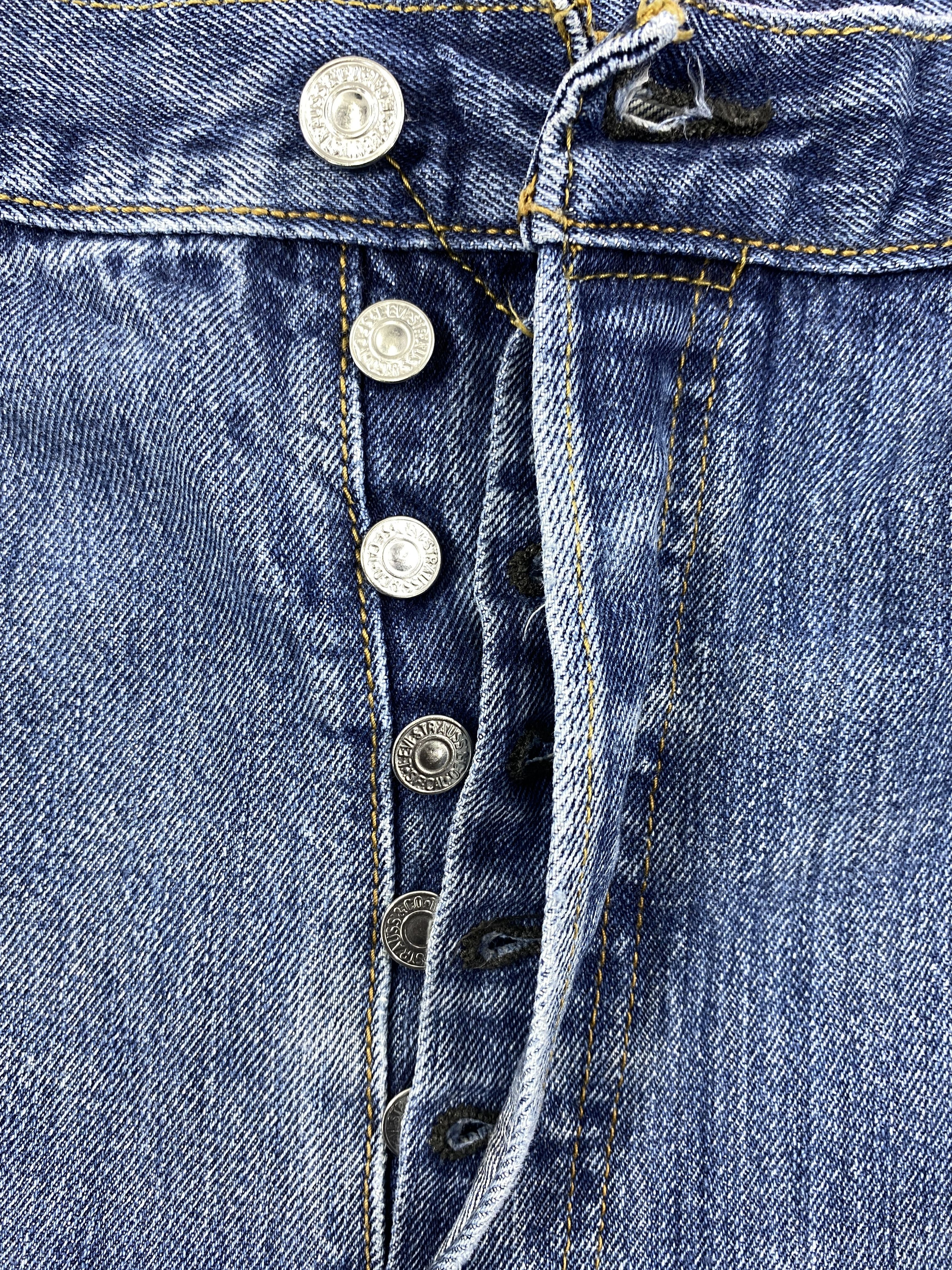 Levi's Blue Vintage Levi's 501 Jeans 39x32 Denim -JN1508 Size US 39 - 6 Thumbnail