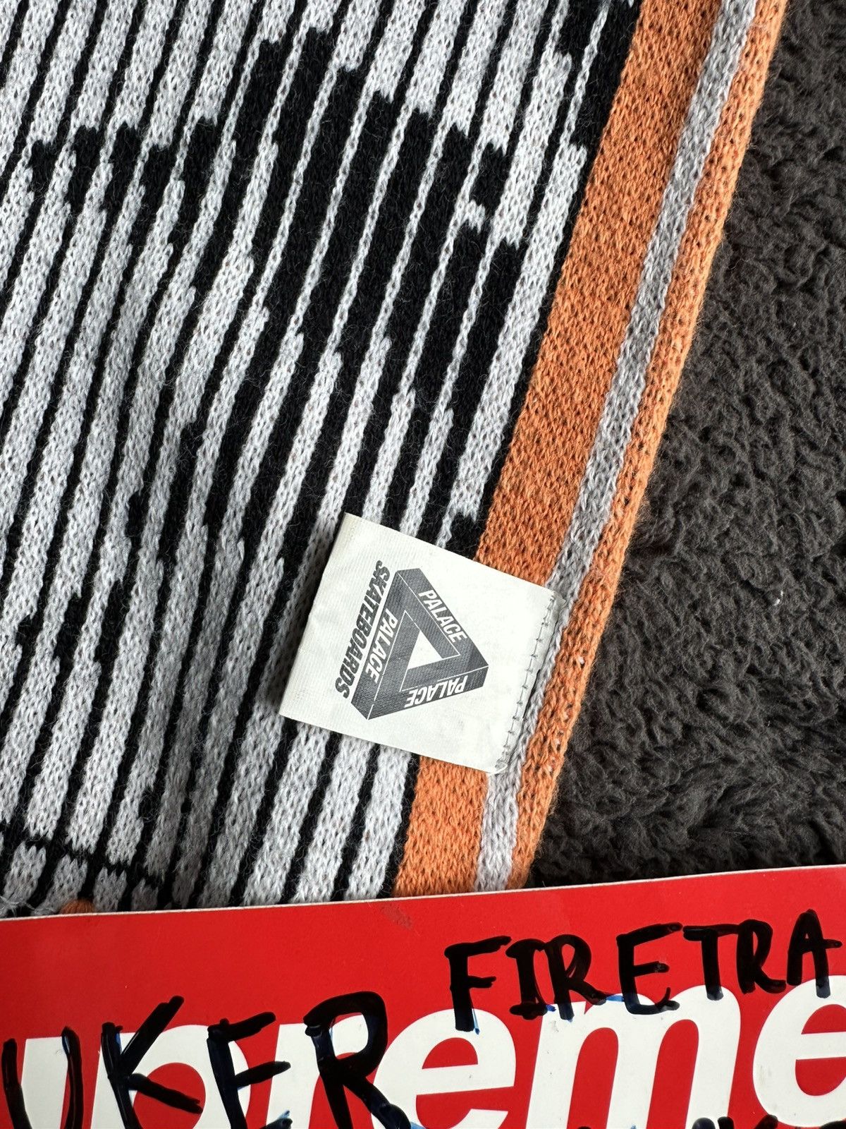 Palace Palace Skateboards Feeling Scarf Orange Size ONE SIZE - 4 Thumbnail