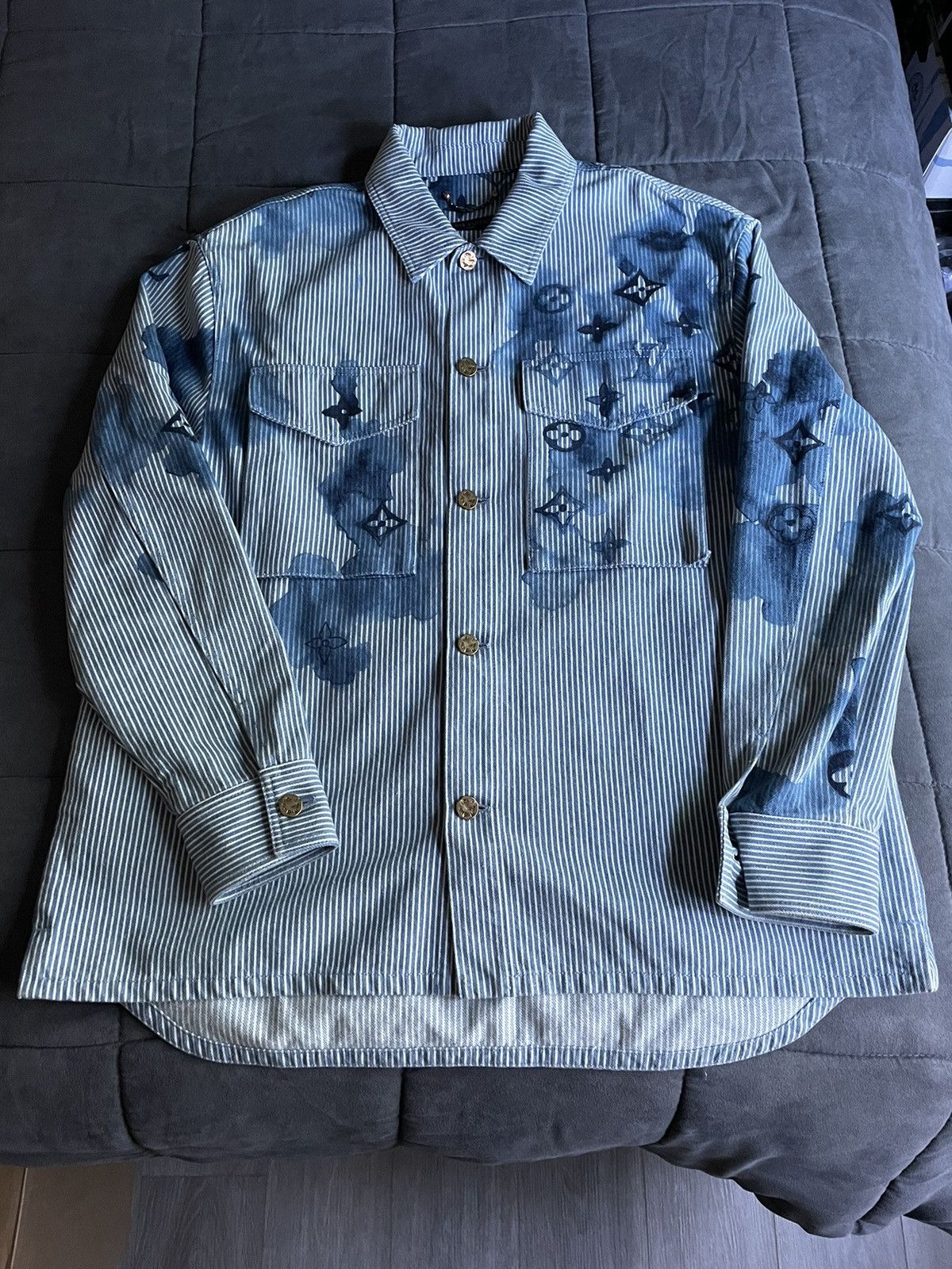 Louis Vuitton Louis Vuitton Monogram Watercolor Workwear Denim Jacket Size US XXL / EU 58 / 5 - 1 Thumbnail