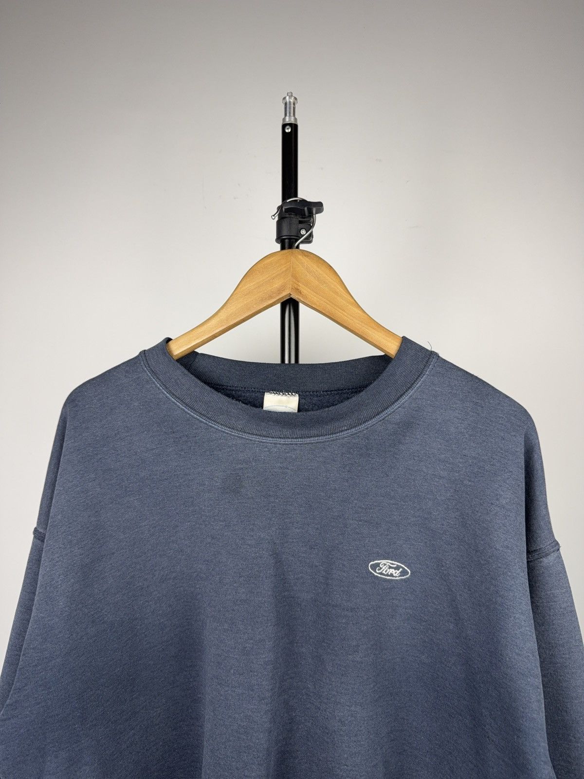 Ford 90s Vintage Ford Small Logo Embroidered Crewneck Sweatshirt Size US L / EU 52-54 / 3 - 2 Thumbnail