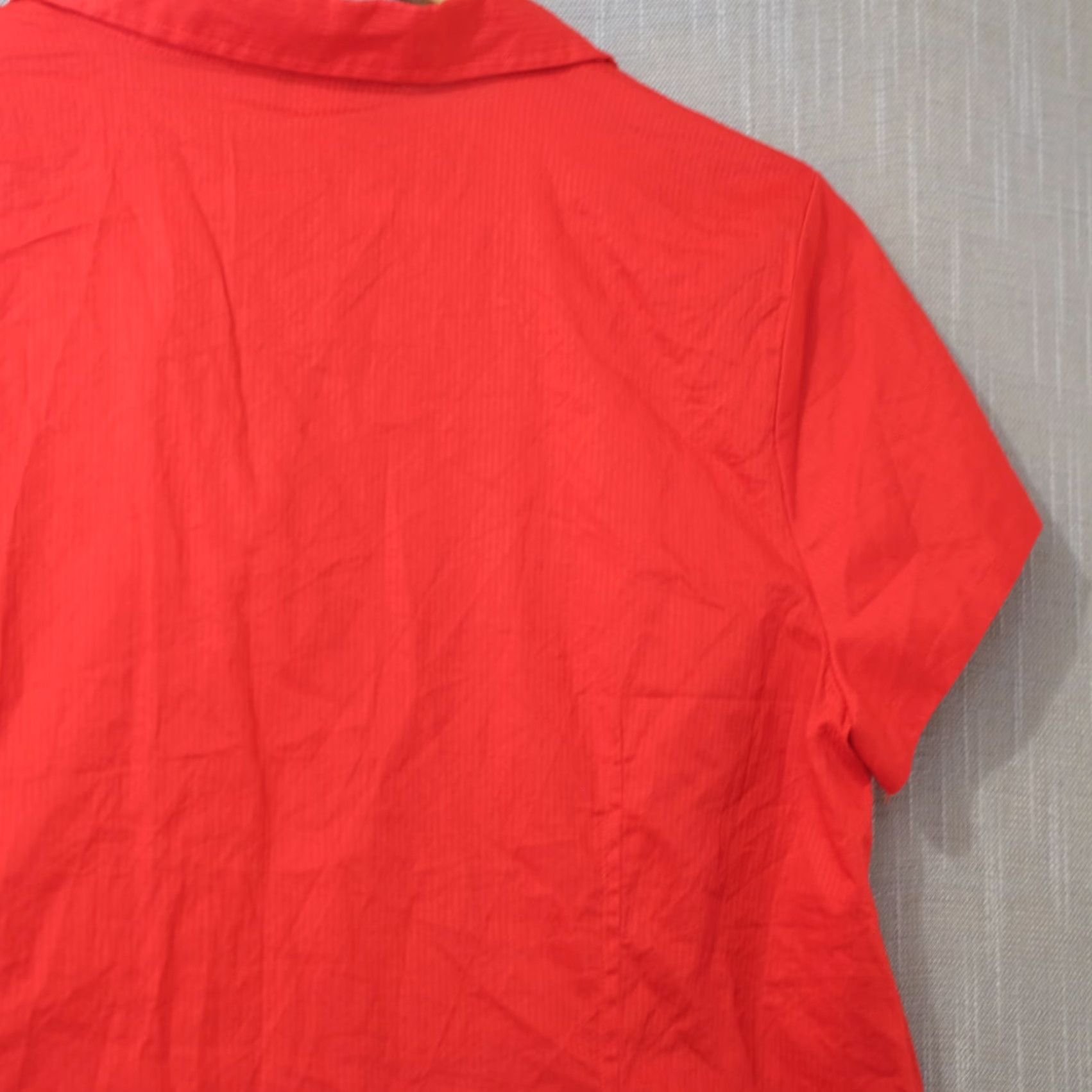 Vintage Christopher & Banks Button-Up Shirt Red Womens L 100% Cotton Shirt Short Sleeve Casual Slim Fit Mens Womens Girls Size L / US 10 / IT 46 - 7 Thumbnail