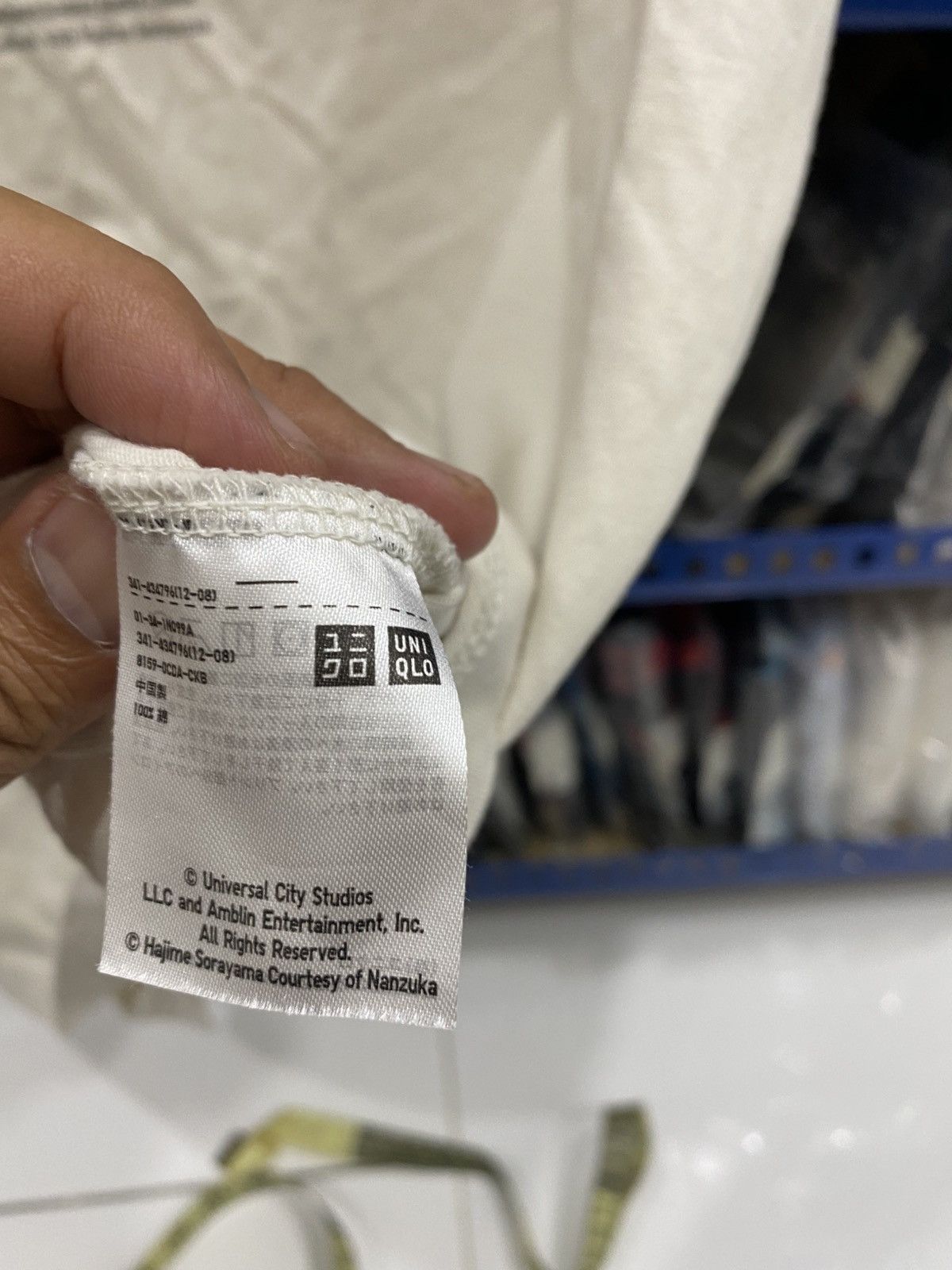 Uniqlo UNIQLO X JURASSIC WORLD X HAJIME SORAYAMA Size US L / EU 52-54 / 3 - 13 Thumbnail
