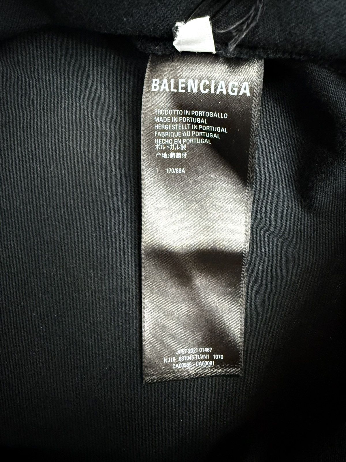Balenciaga NEW Balenciaga Embroidered Double B Logo T-Shirt size Large Size US L / EU 52-54 / 3 - 11 Thumbnail