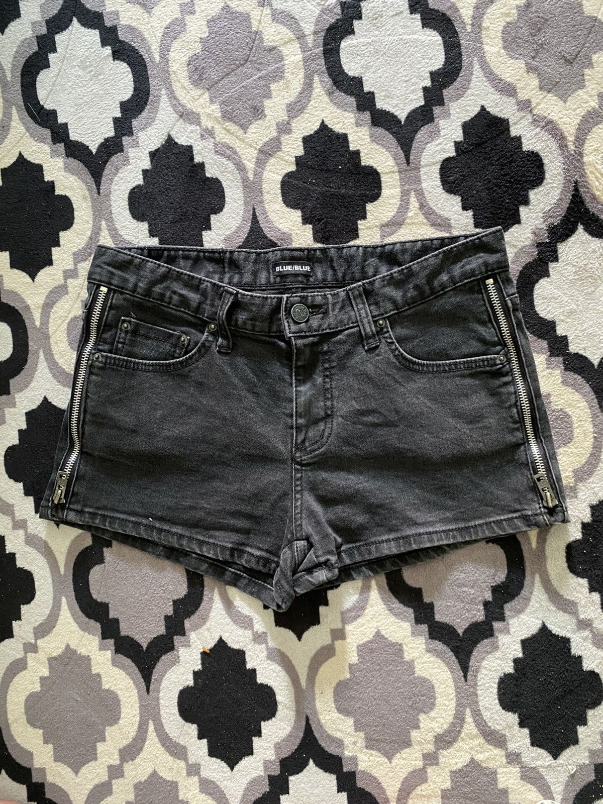 Blue Blue Japan × Japanese Brand 2000s blue/blue punk short jeans Size 30" / US 8 / IT 44 - 1 Thumbnail