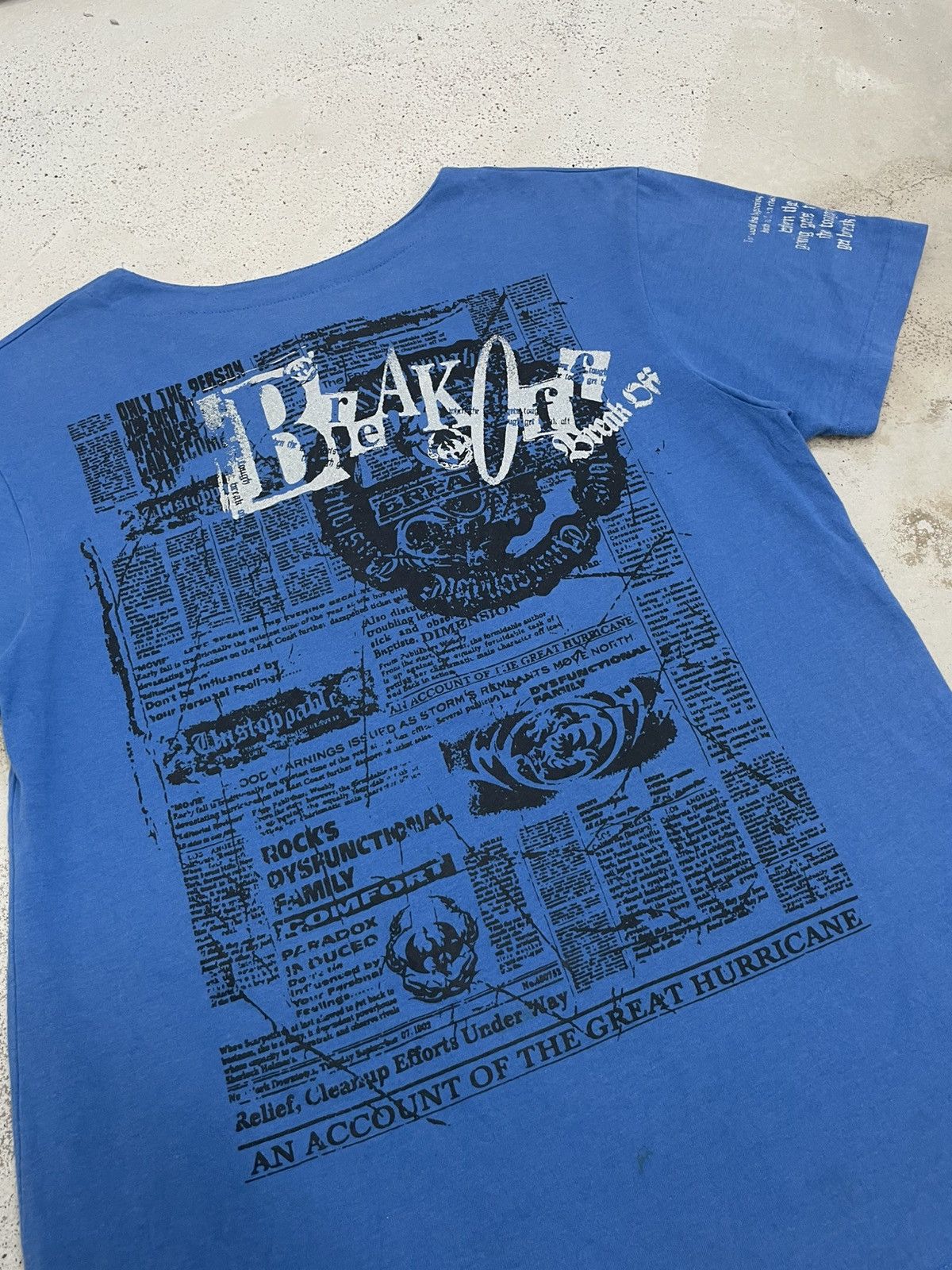 20471120 Newspaper Y2K Idiom Poem Backhit Breakoff Size US L / EU 52-54 / 3 - 12 Thumbnail