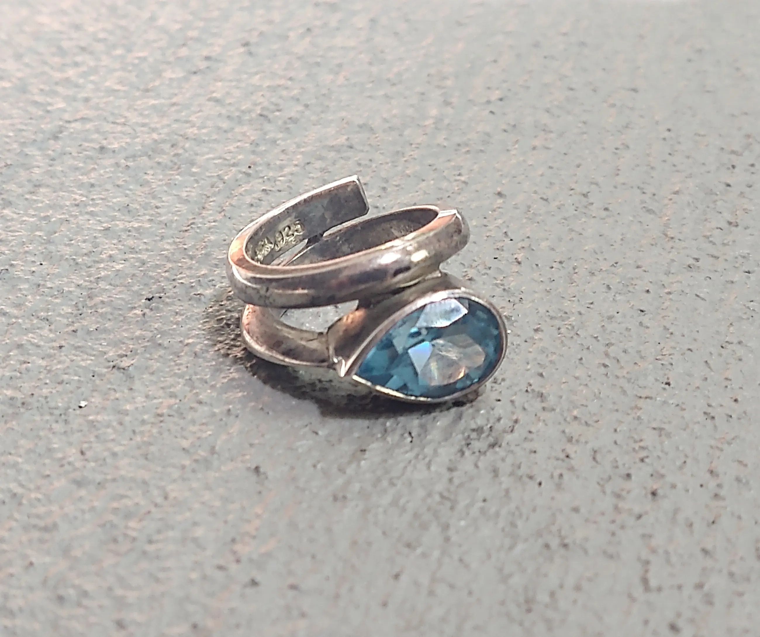 Vintage Sterling Silver Ring Blue Topaz Pejois 6.5 Abstract