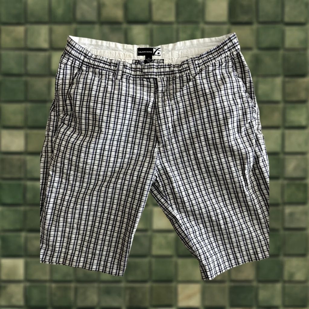 Saks Fifth Avenue Saks Fifth Avenue Threads Shorts Mens 32 Blue Plaid Flat Front Cotton Golf Casual Chino Pocketed Summer VINTAGE? Size US 32 / EU 48 - 1 Thumbnail