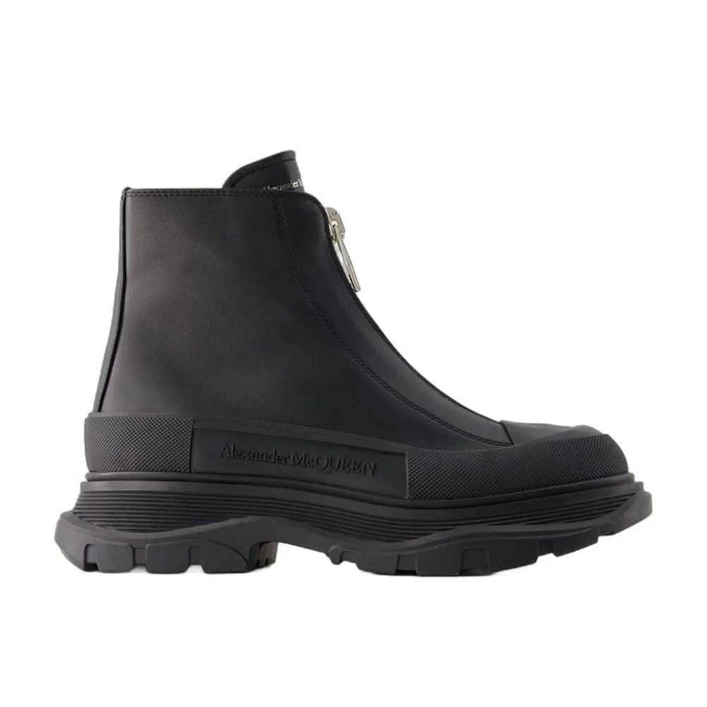 o1y0225 Ankle Boots in Black