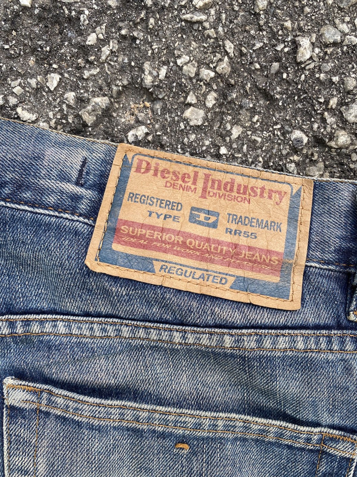 Diesel × Vintage Vintage 90’s Diesel D Blue Washed Distressed Denim Size US 32 / EU 48 - 15 Thumbnail