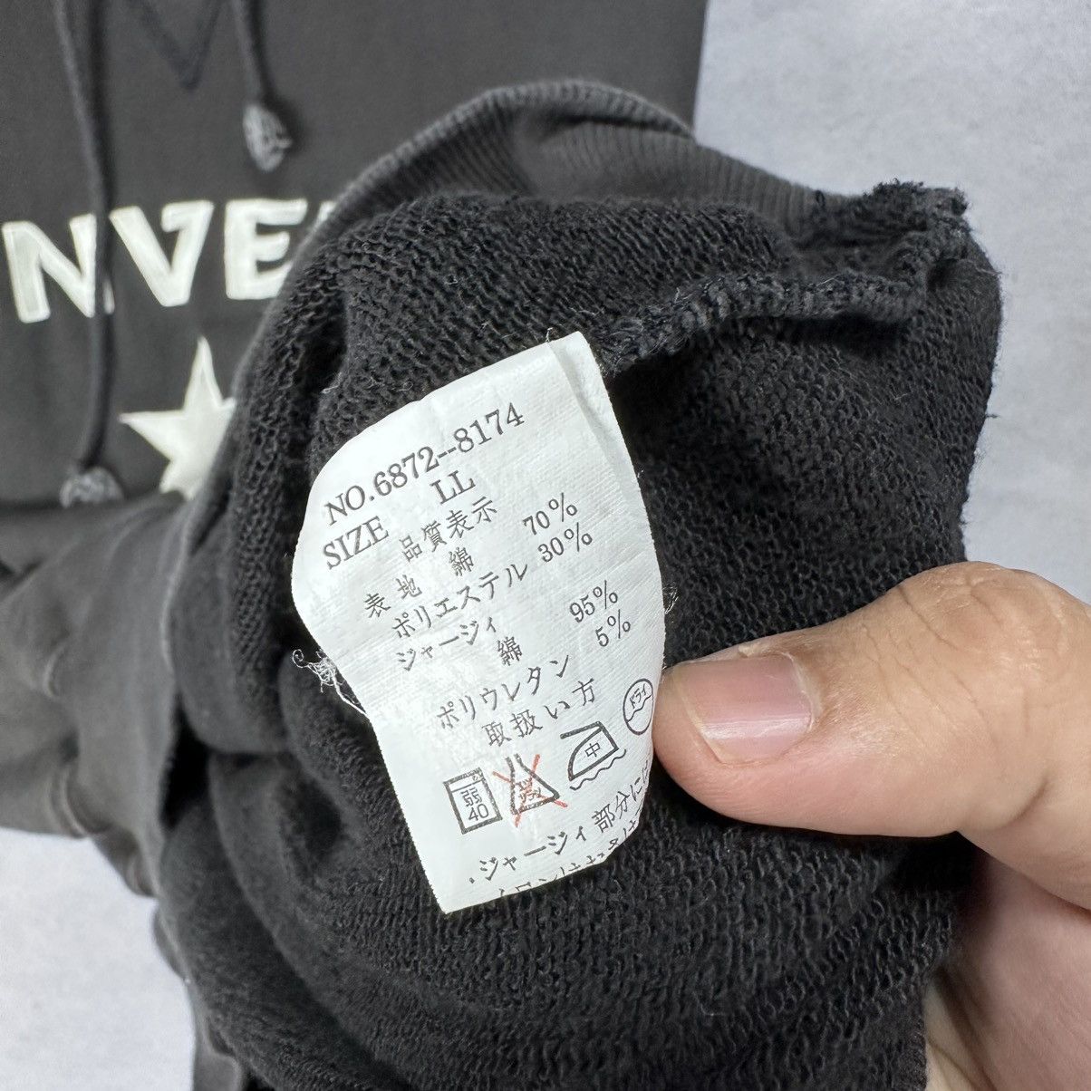 Converse Vintage Converse Hoodie Black Pullover Big Logo Streetwear Size US L / EU 52-54 / 3 - 6 Thumbnail