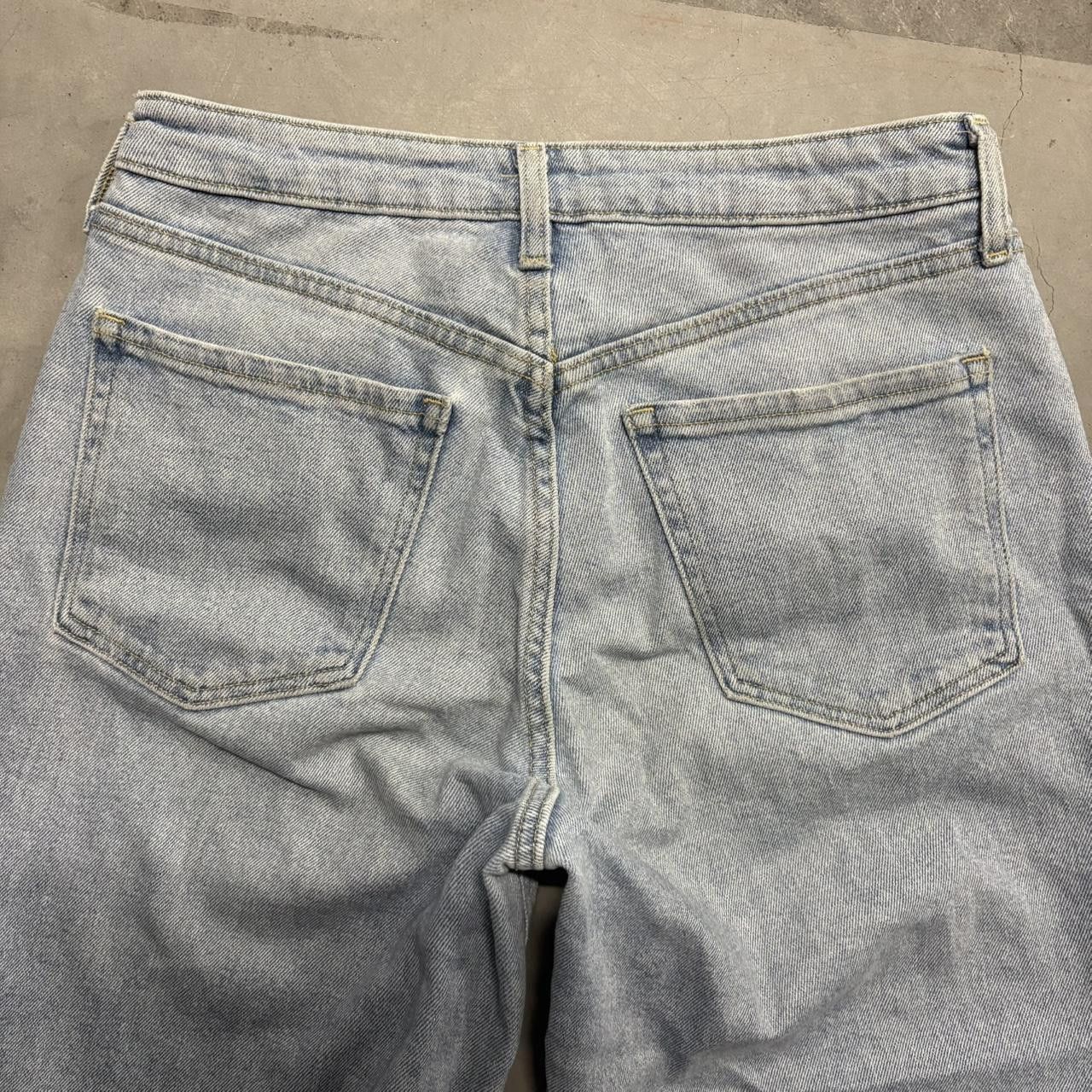 Old Navy Crazy Vintage Y2K/2000s Baggy Old Navy Ripped Loose Skater Light Blue Wash Denim Jeans! Size US 32 / EU 48 - 7 Thumbnail