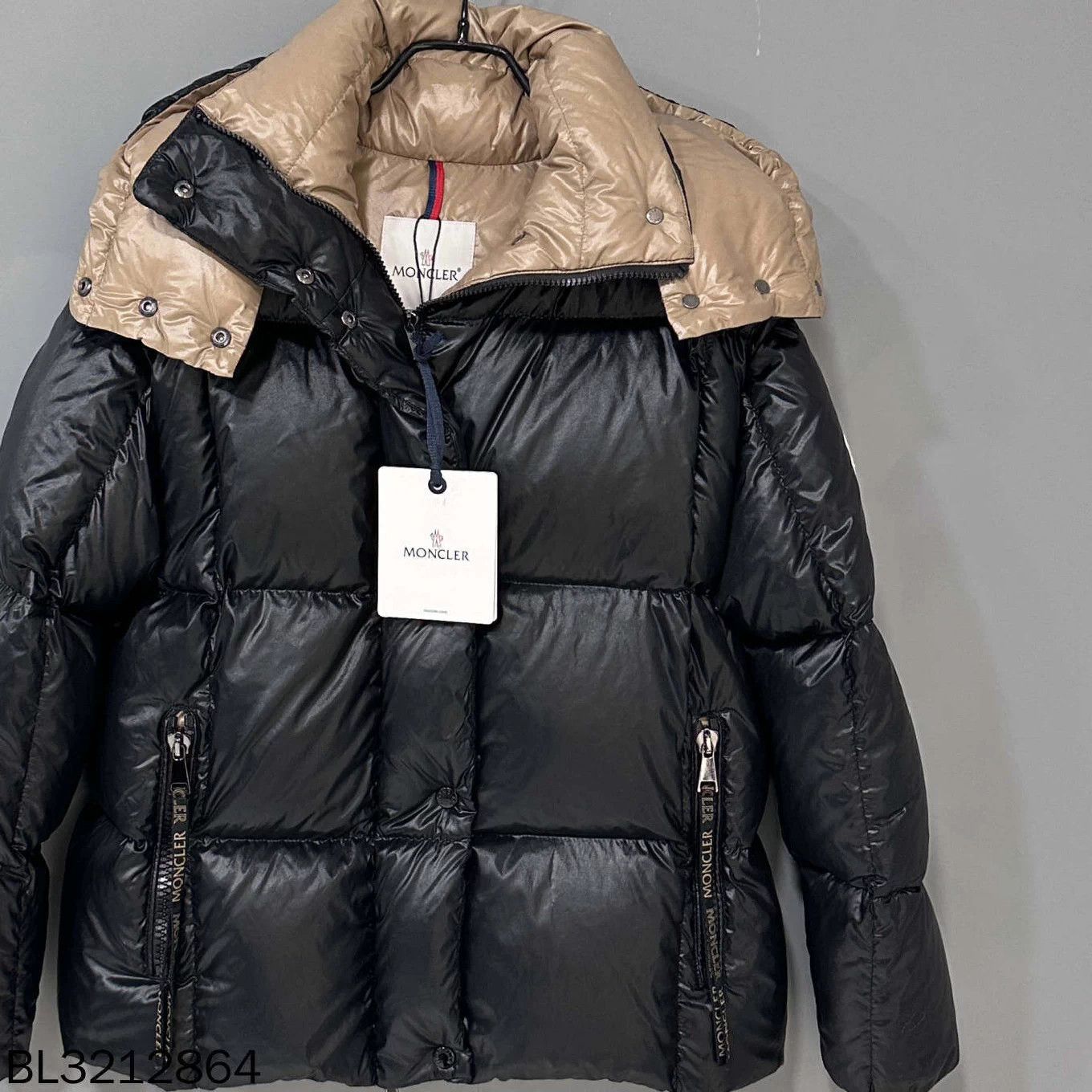 Moncler Moncler Parana Down Jacket Black Gold Size 1 Size M / US 6-8 / IT 42-44 - 2 Thumbnail