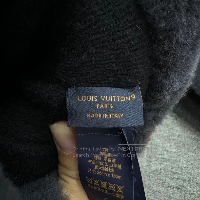 Louis Vuitton Louis Vuitton Bear Gloves With Monogram Design. Size ONE SIZE - 5 Thumbnail