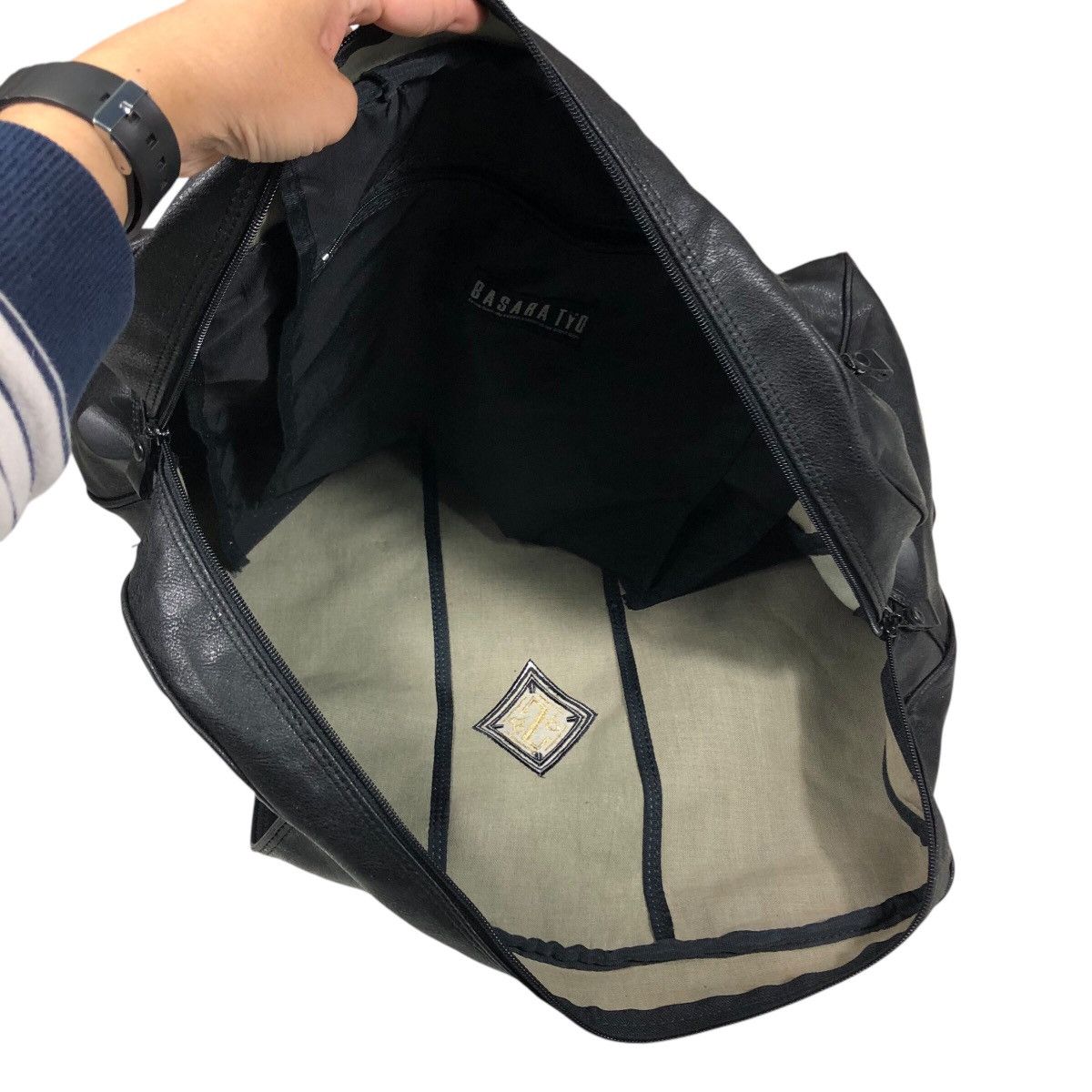 Genuine Leather 📌Vintage Soft Leather Bag Basaya Tro Issey Miyake Size ONE SIZE - 10 Thumbnail