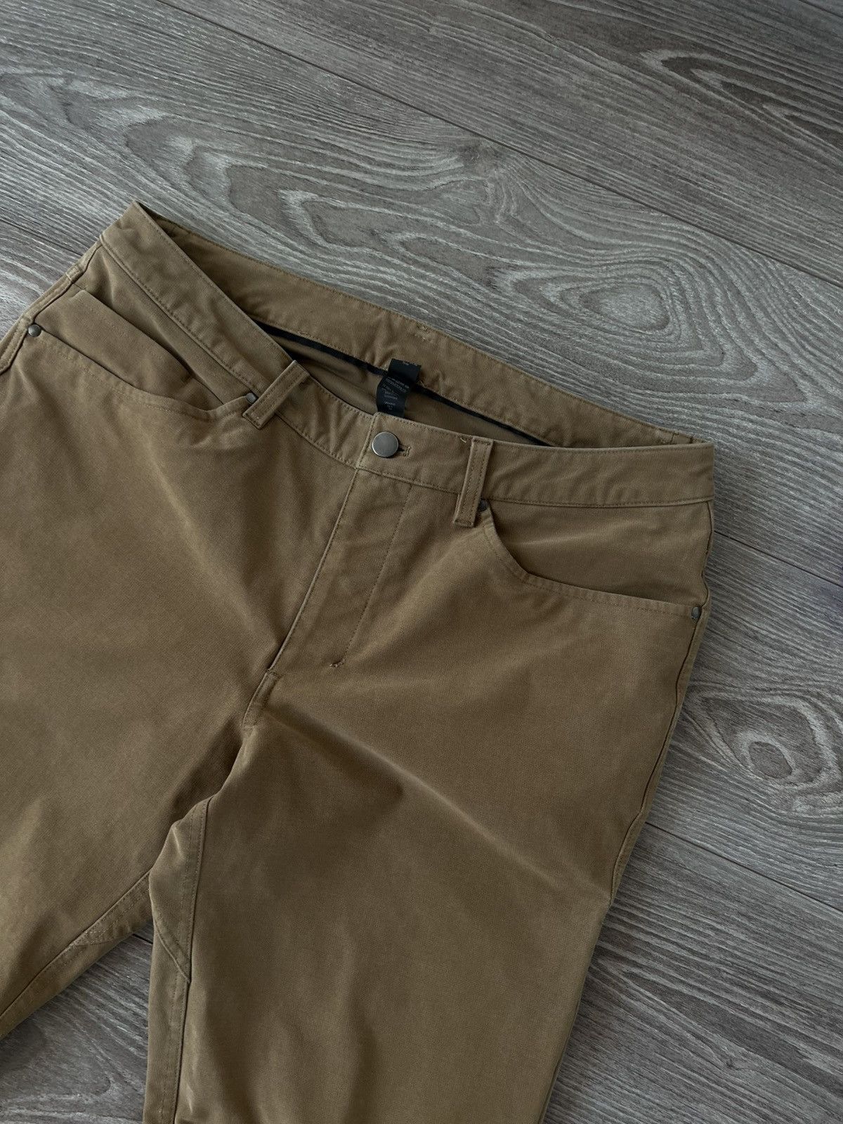 Lululemon Rare Lululemon Logo Secret Pocket Reflective Selvage Pants Size US 33 - 13 Thumbnail