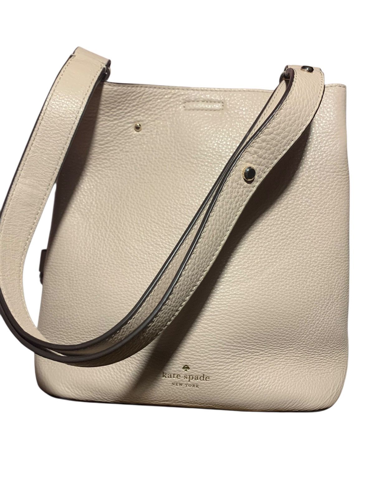 Kate Spade Marti Large Bucket Bag (item#20003) Size ONE SIZE - 2 Thumbnail