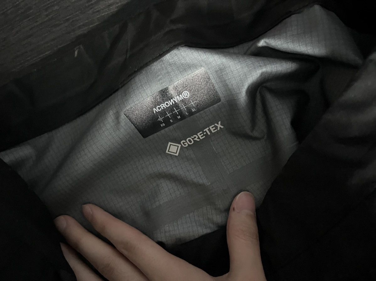 Acronym Acronym P43-GT Size US 30 / EU 46 - 16 Thumbnail