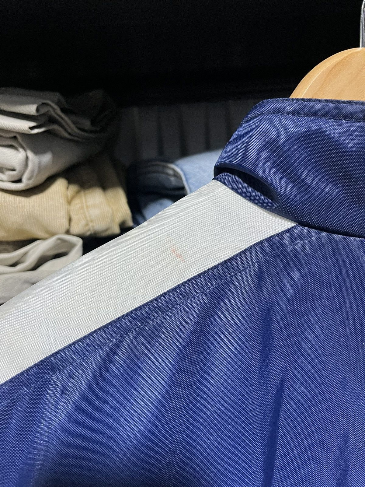 Nike × Vintage Crazy Vintage 90s Nike Swoosh Essential Zip-Up Windbreaker Size US M / EU 48-50 / 2 - 8 Thumbnail