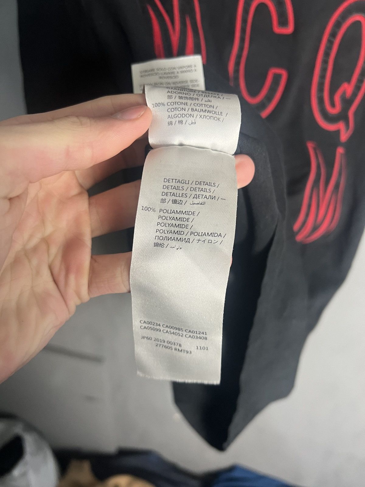 Alexander McQueen 🔥 MCQ ALEXANDER MCQUEEN TEE BIG LOGO GOTHIC VIBES Y2K Size US S / EU 44-46 / 1 - 6 Thumbnail