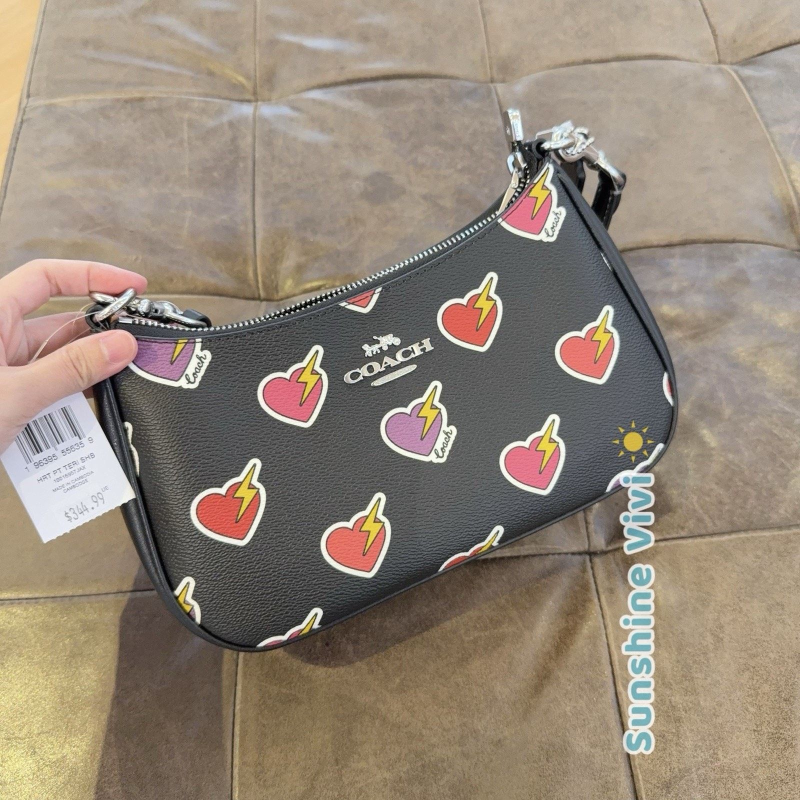 Coach Nwt Coach Teri Shoulder Bag Heart Bolt CY346 Silver/Black Size ONE SIZE - 7 Thumbnail