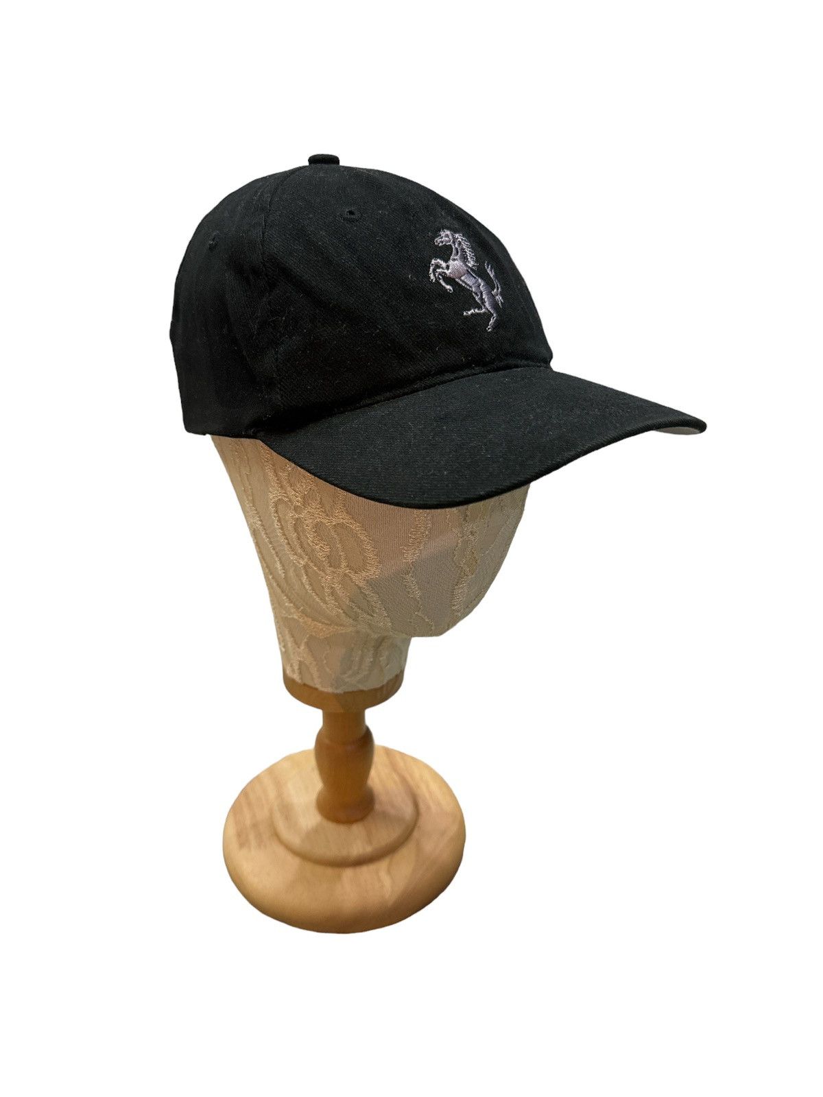 Ferrari × Vintage VINTAGE 2000s FERRARI EMBROIDERED LOGO CAP Size ONE SIZE - 1 Thumbnail