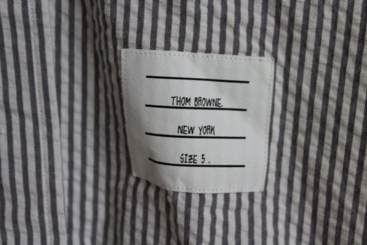 Thom Browne Thom Browne Short Sleeve Seersucker Shirt Size US XL / EU 56 / 4 - 4 Thumbnail