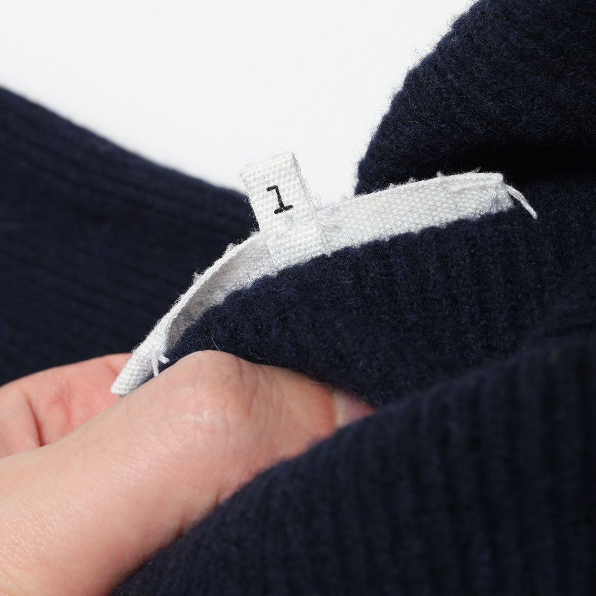 Maison Margiela Maison Margiela FW13 Navy Sweater Wool Cashmere Oversize Size ONE SIZE - 20 Thumbnail