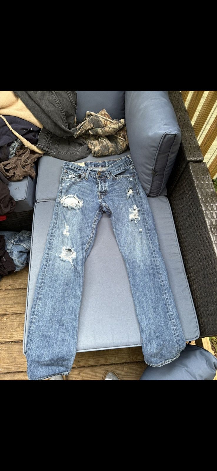 Hollister Hollister distressed dark denim jeans Size US 28 / EU 44 - 1 Thumbnail