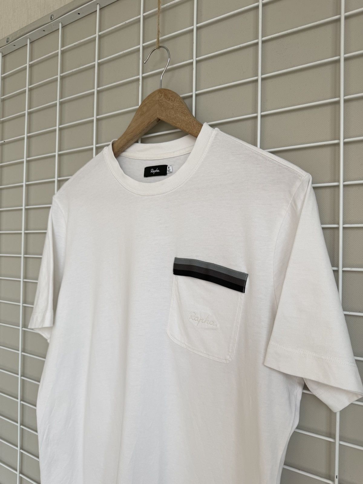 Rapha Rapha Logo Pocket T-Shirt Mens Size M Cotton Short Sleeve Size US M / EU 48-50 / 2 - 4 Thumbnail