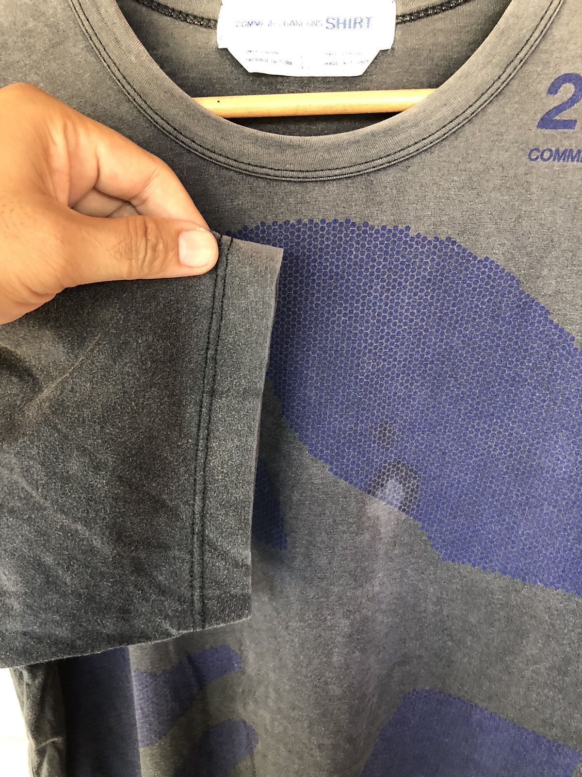 Comme des Garcons Vintage Comme Des Garçons 2001 ete Japanese Design Faded Tee Size US L / EU 52-54 / 3 - 6 Thumbnail