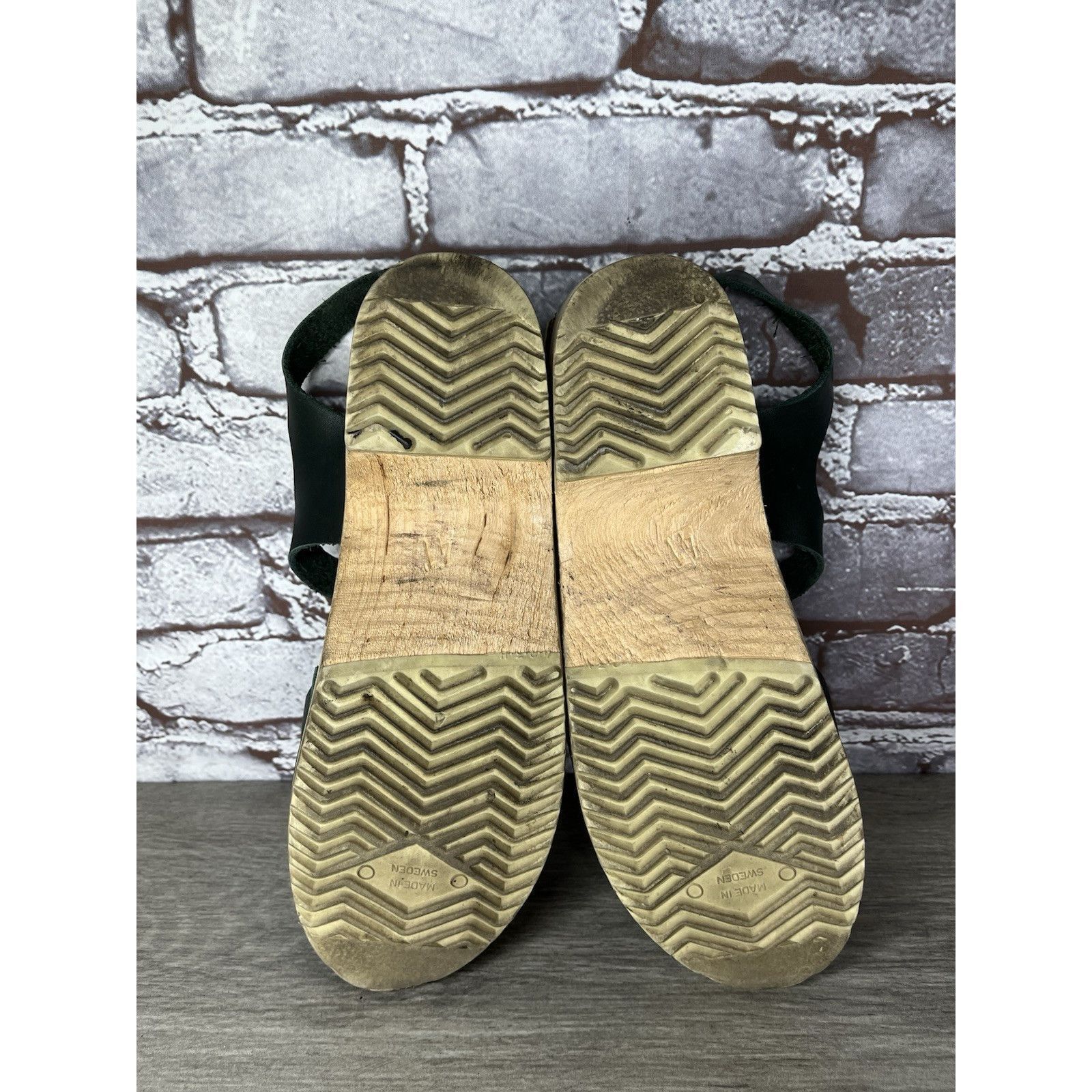 Swedish Hasbeens Swedish Hasbeens Black Leather T-Strap Wooden Clogs Shoes Wo Size US 10.5 / IT 40.5 - 15 Thumbnail