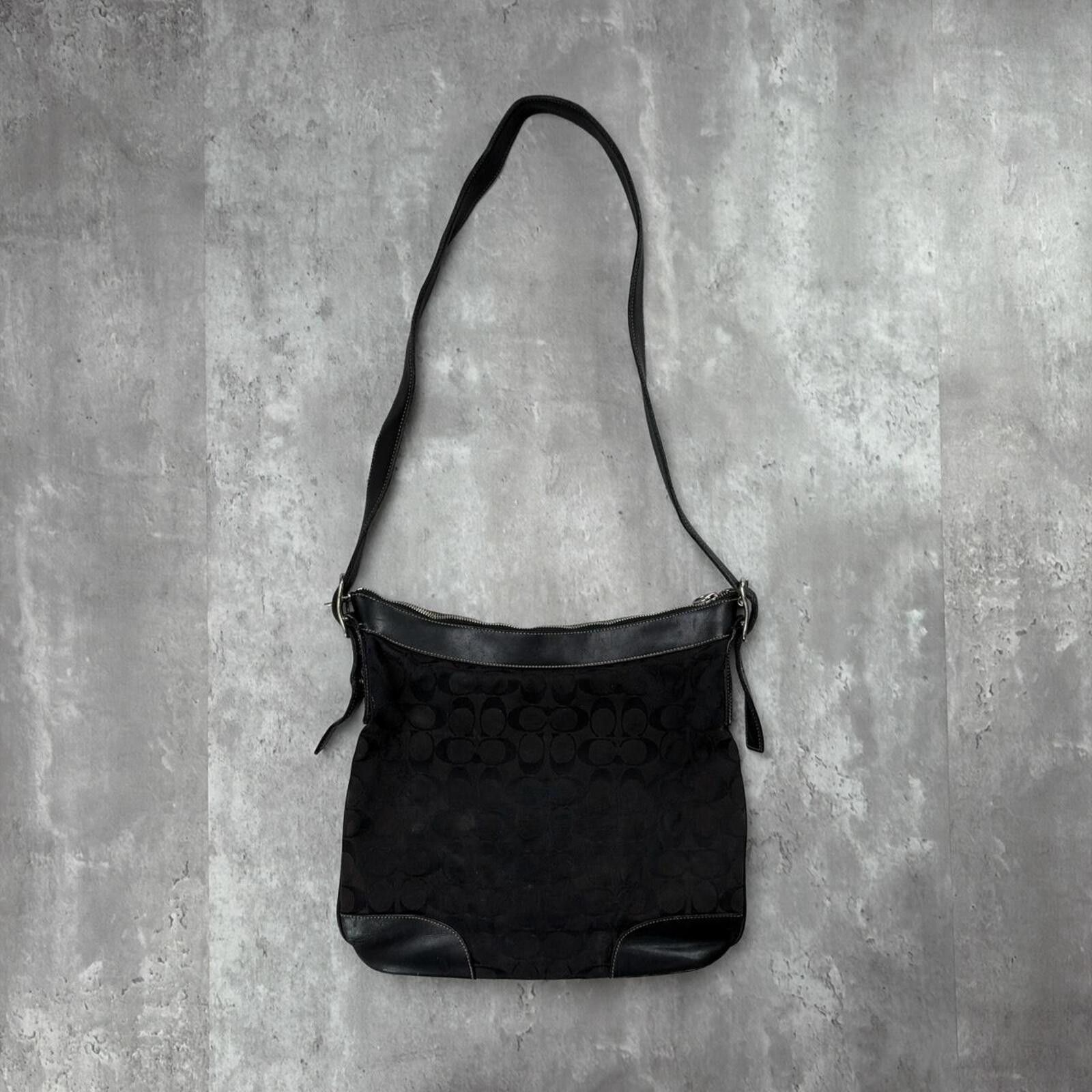 Coach Vintage Y2K Coach Black Signature Jacquard Hobo Shoulder Bag Size ONE SIZE - 2 Thumbnail