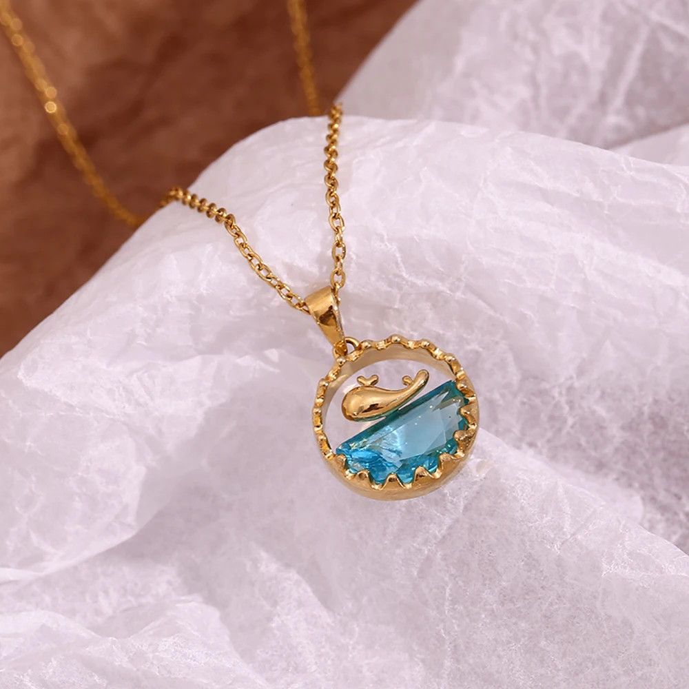 Jewelry × Vintage Blue Ocean Whale Pendant Necklace Size ONE SIZE - 1 Thumbnail