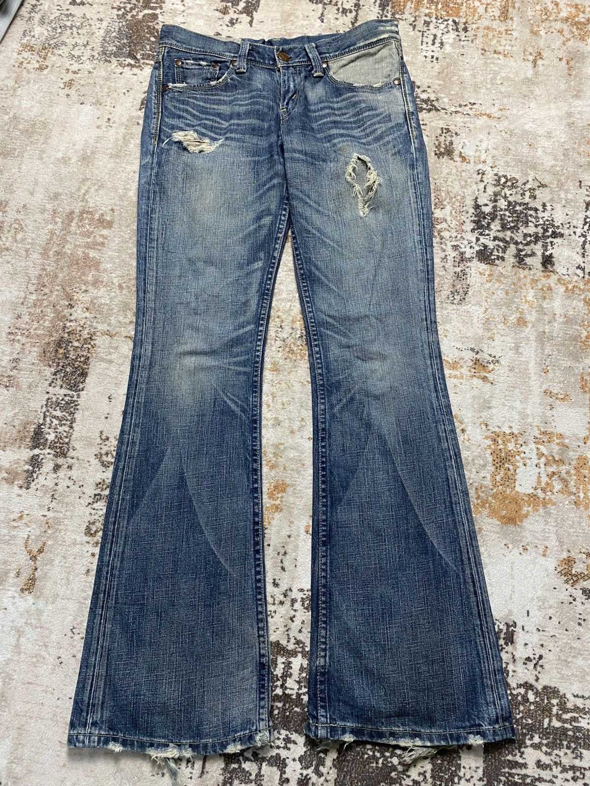 Levi's Rare Levi’s Distressed Bootcut Size US 30 / EU 46 - 1 Thumbnail