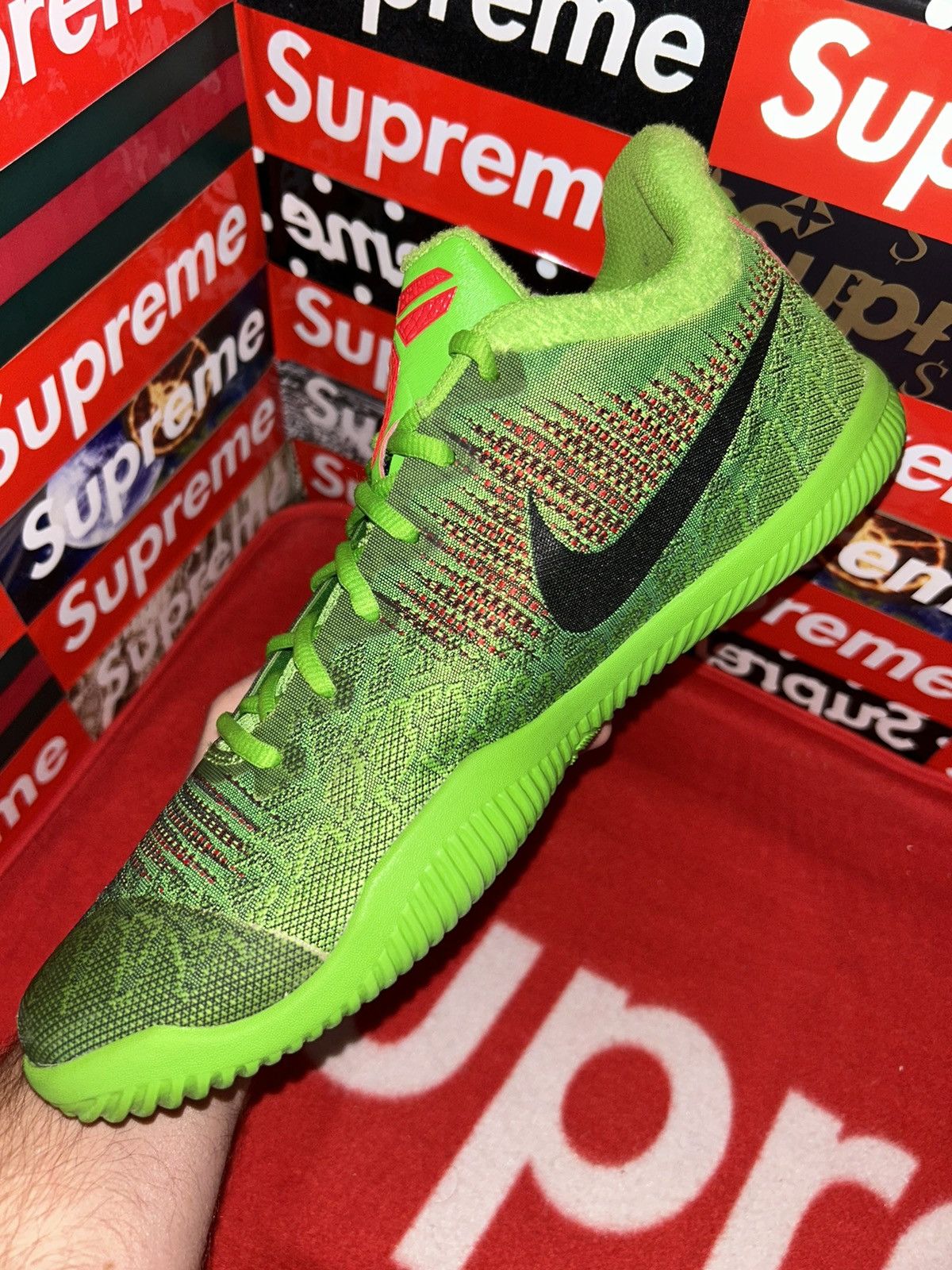 Nike Nike Mamba Rage 'Grinch' - 908972-300 size 10.5 with box Size US 10.5 / EU 43-44 - 9 Thumbnail