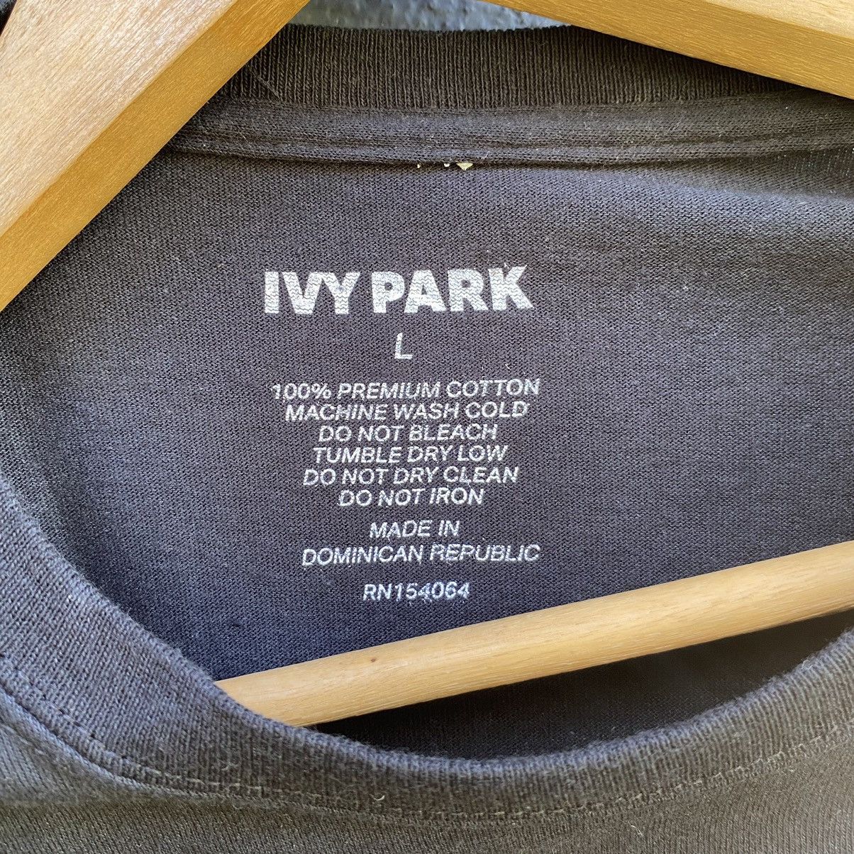 Ivy Park Faded OTR ii x IVY PARK Limited Edition Oversized T-shirt Size US L / EU 52-54 / 3 - 5 Thumbnail