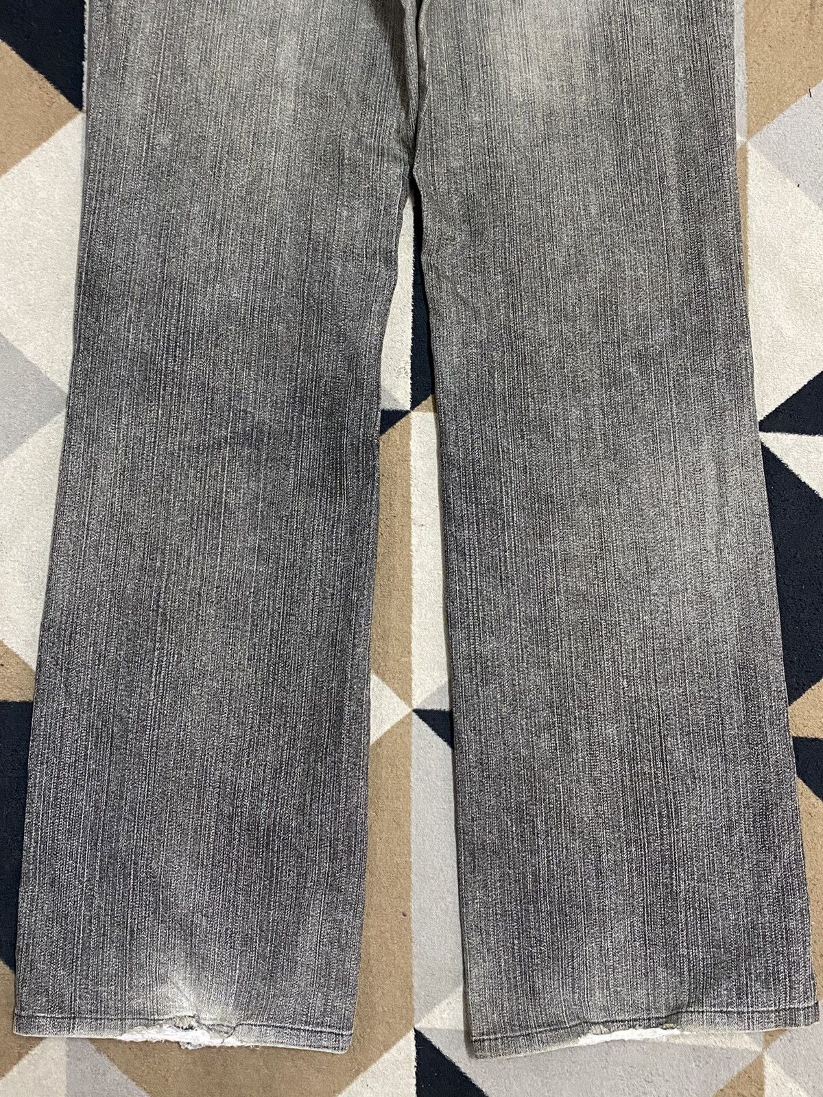 Hypebeast Vintage Japanese Brands Black Denim Distressed Flare Jeans Size US 32 / EU 48 - 6 Thumbnail
