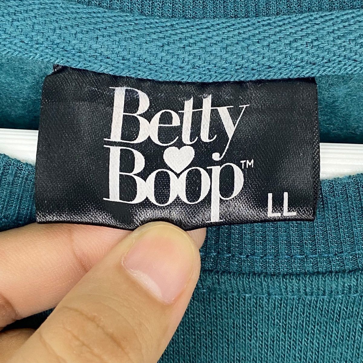 Vintage Vintage Betty Boop Sweatshirt Crewneck Green Back Hit Size L Size L / US 10 / IT 46 - 8 Thumbnail