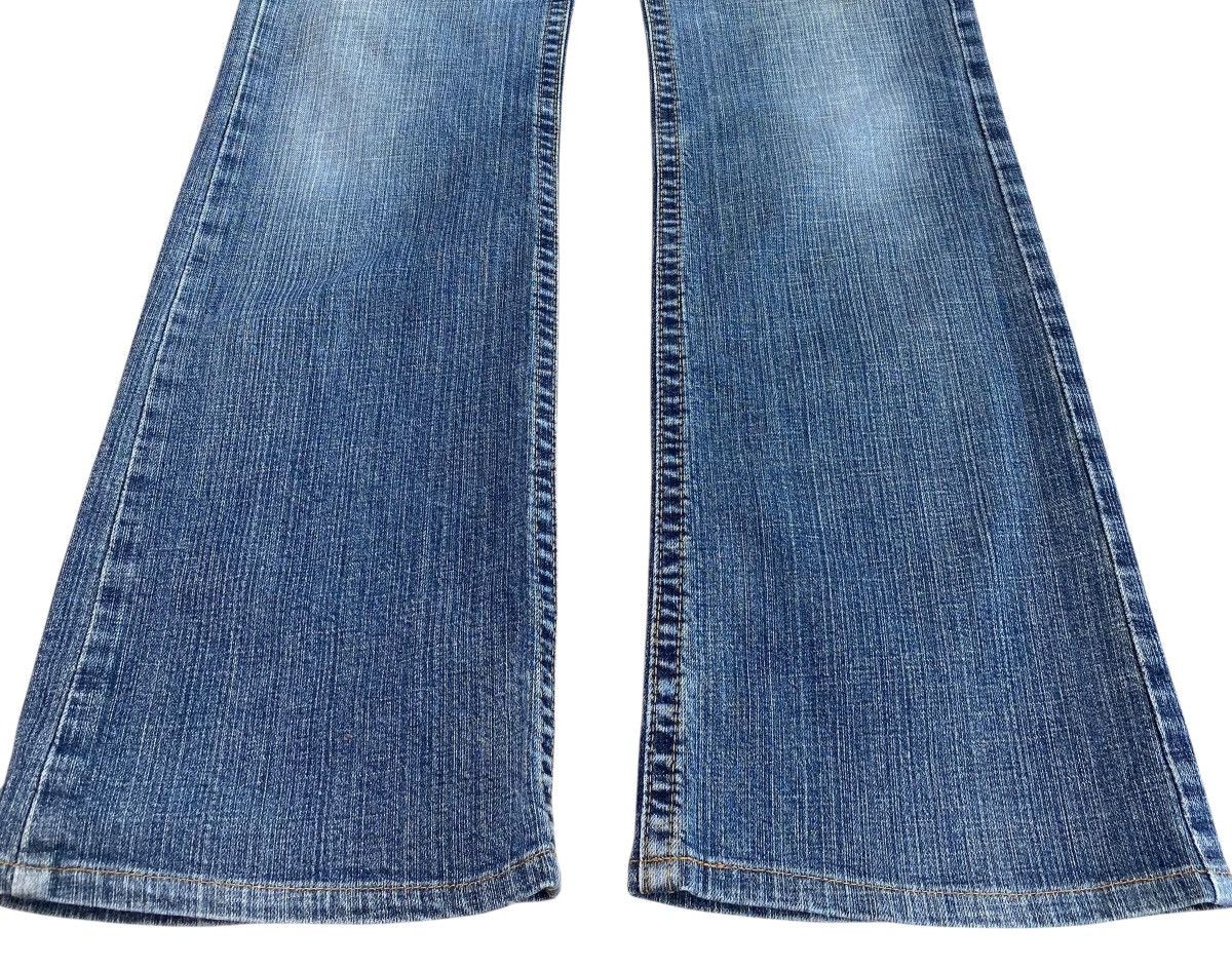 Japanese Brand Japanese Brand Medium Blue Wash Style Flare Jeans Size US 30 / EU 46 - 5 Thumbnail